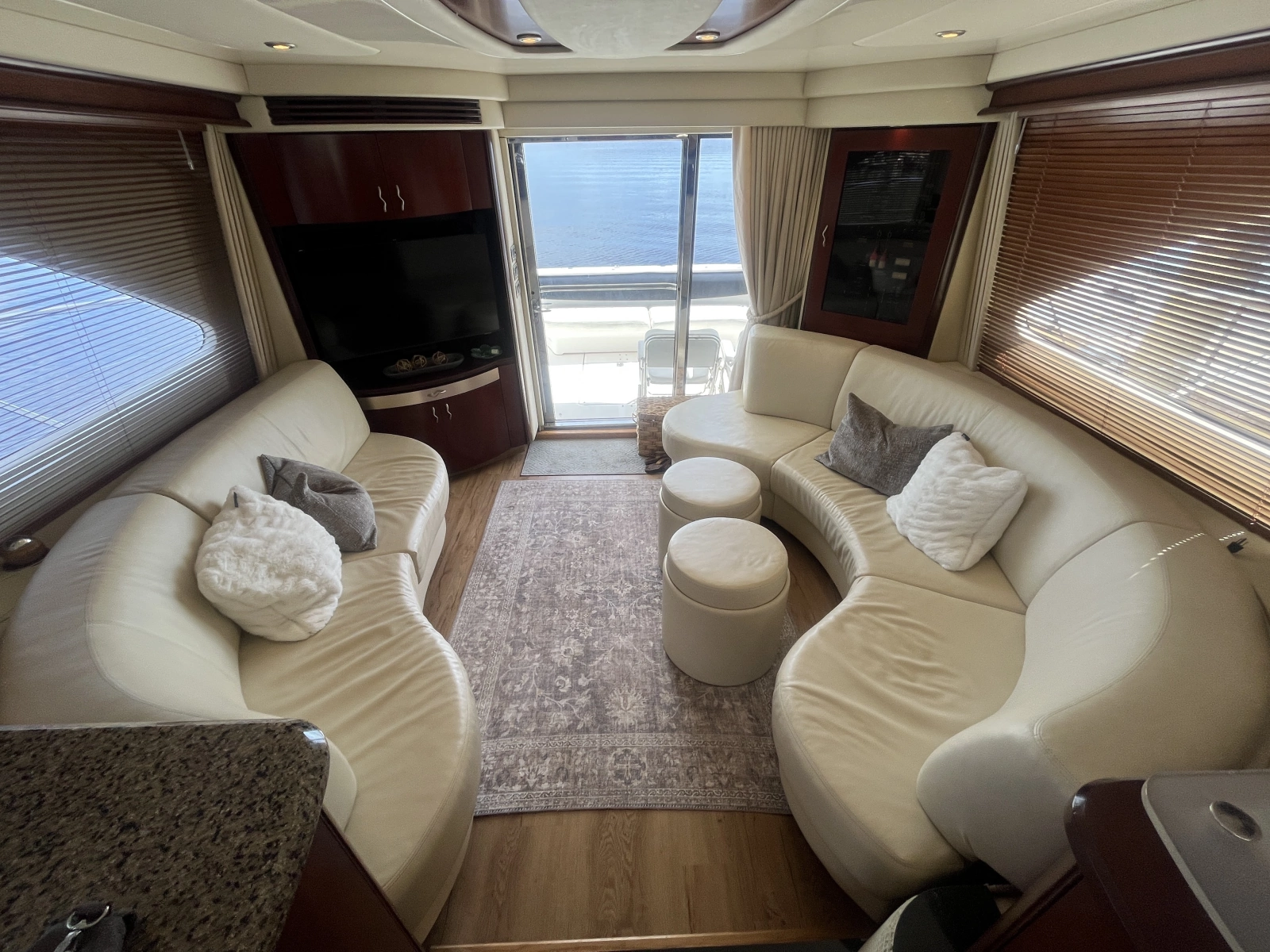 2006 Sea Ray 58 Sedan Bridge