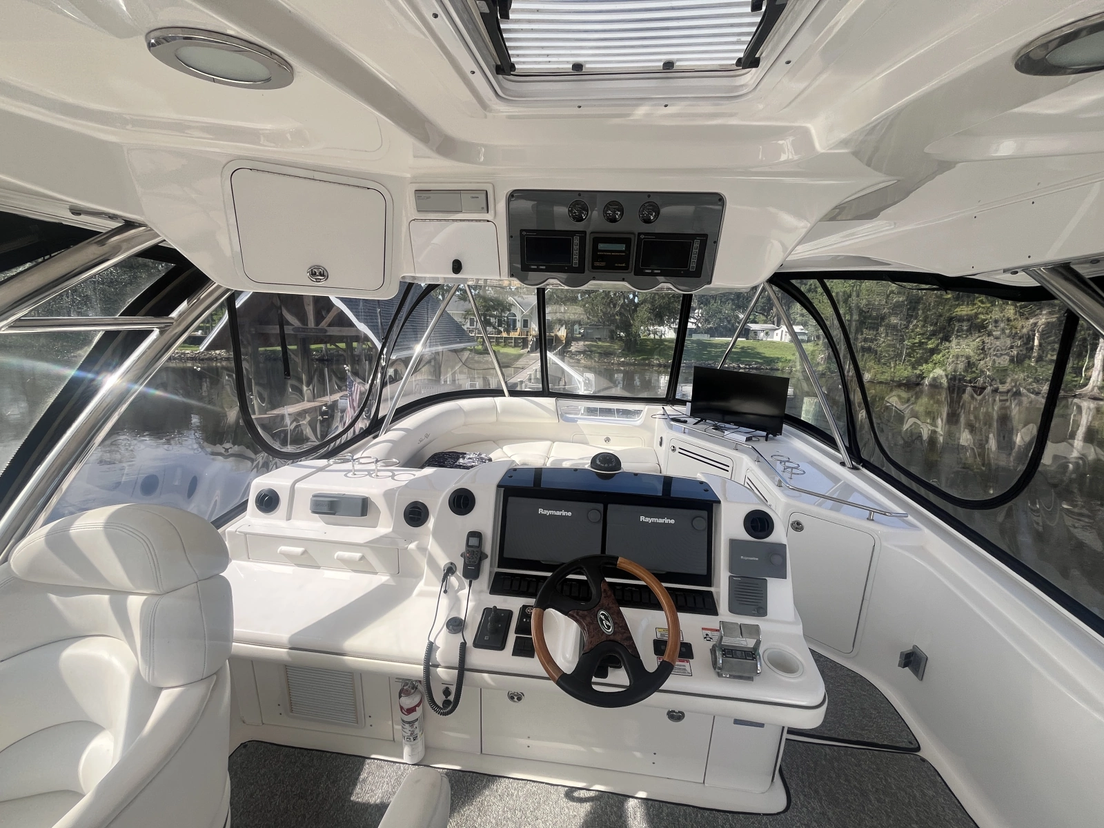 2006 Sea Ray 58 Sedan Bridge