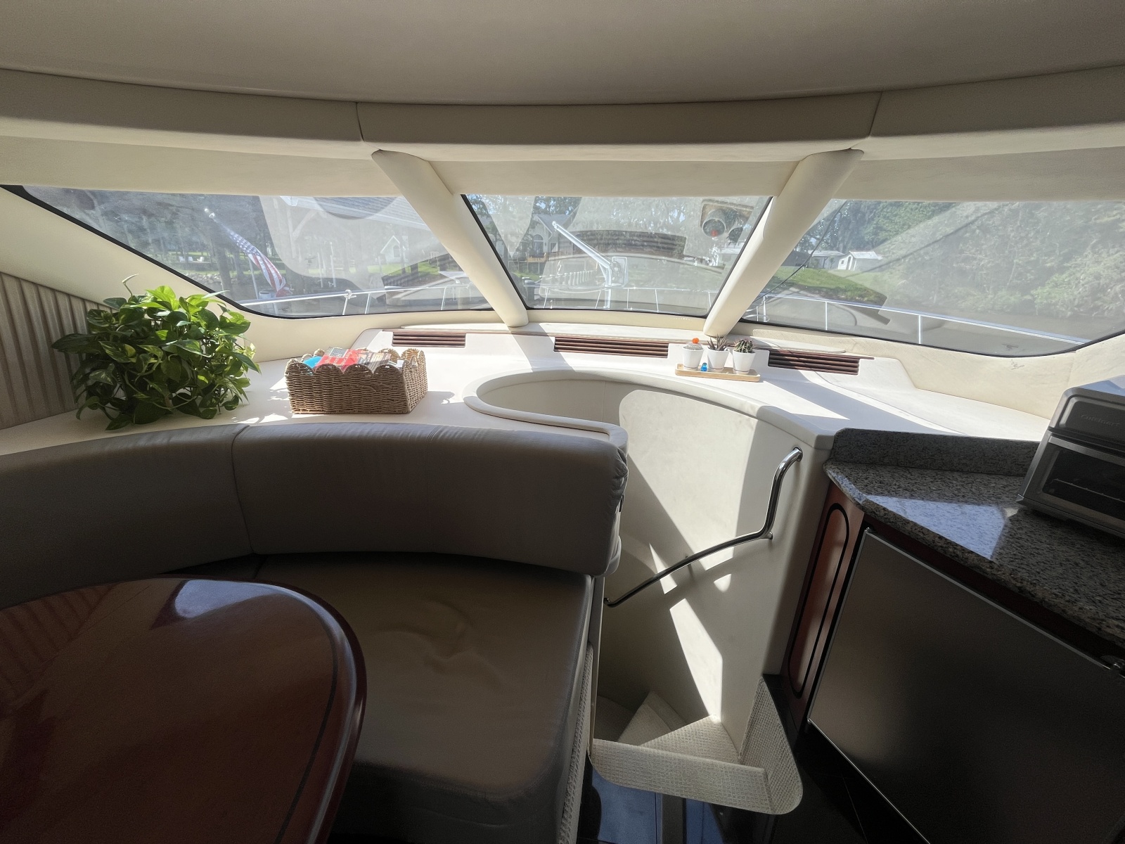 2006 Sea Ray 58 Sedan Bridge