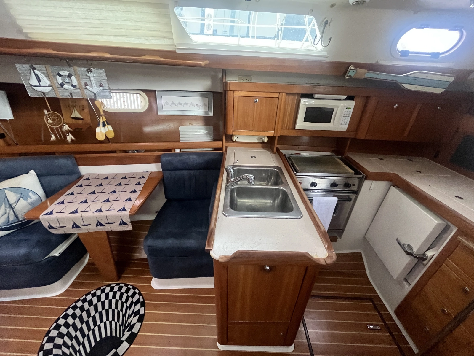 2003 Catalina 