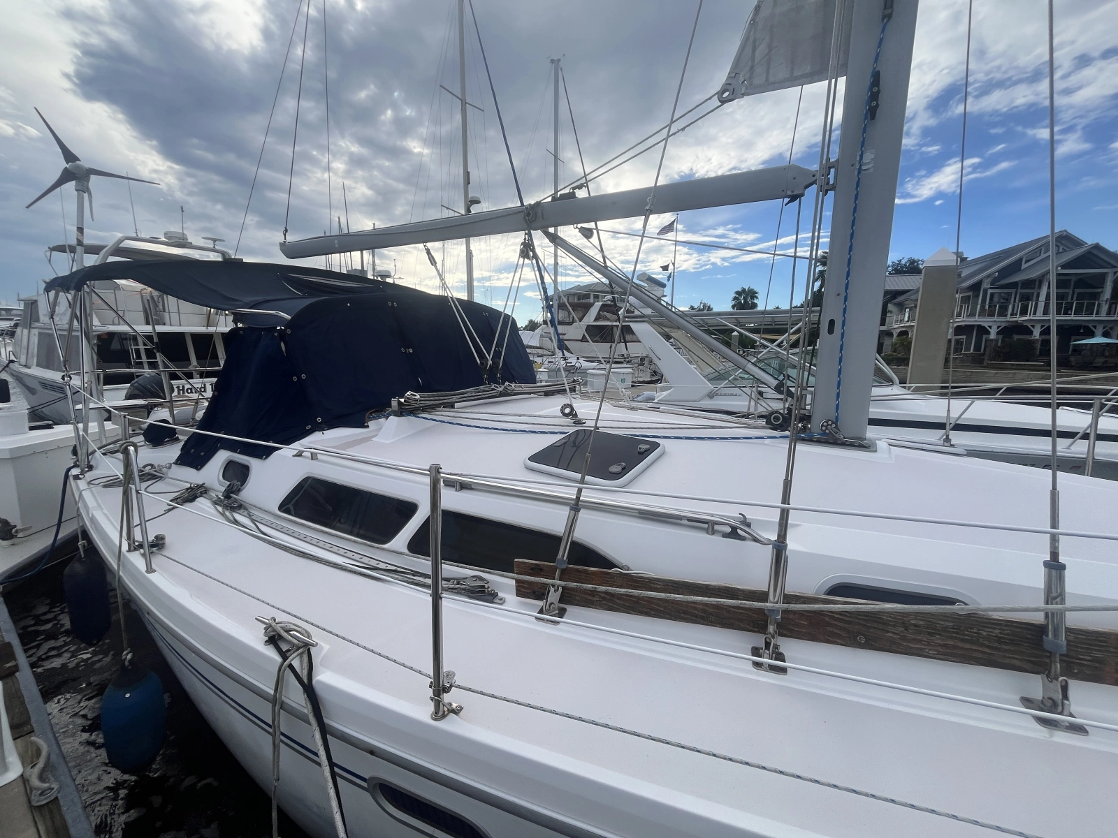 2003 Catalina 