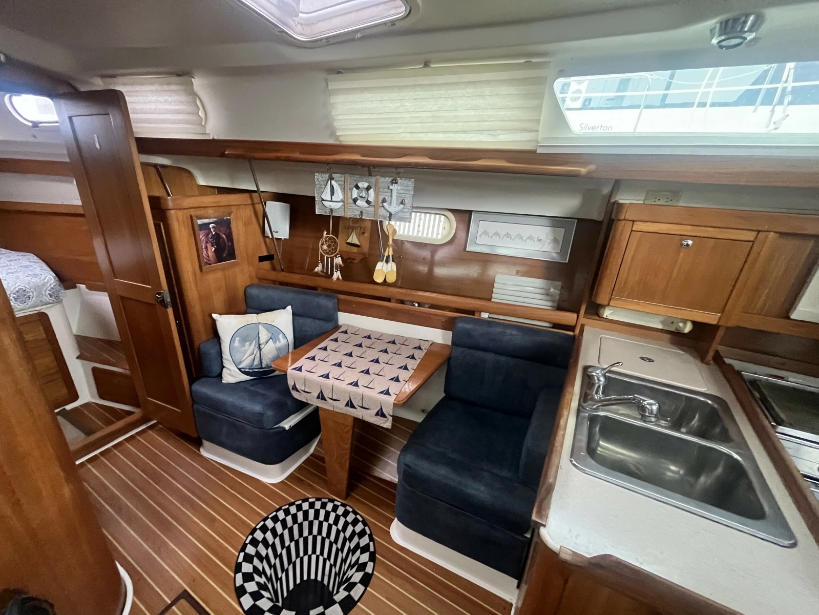 2003 Catalina 