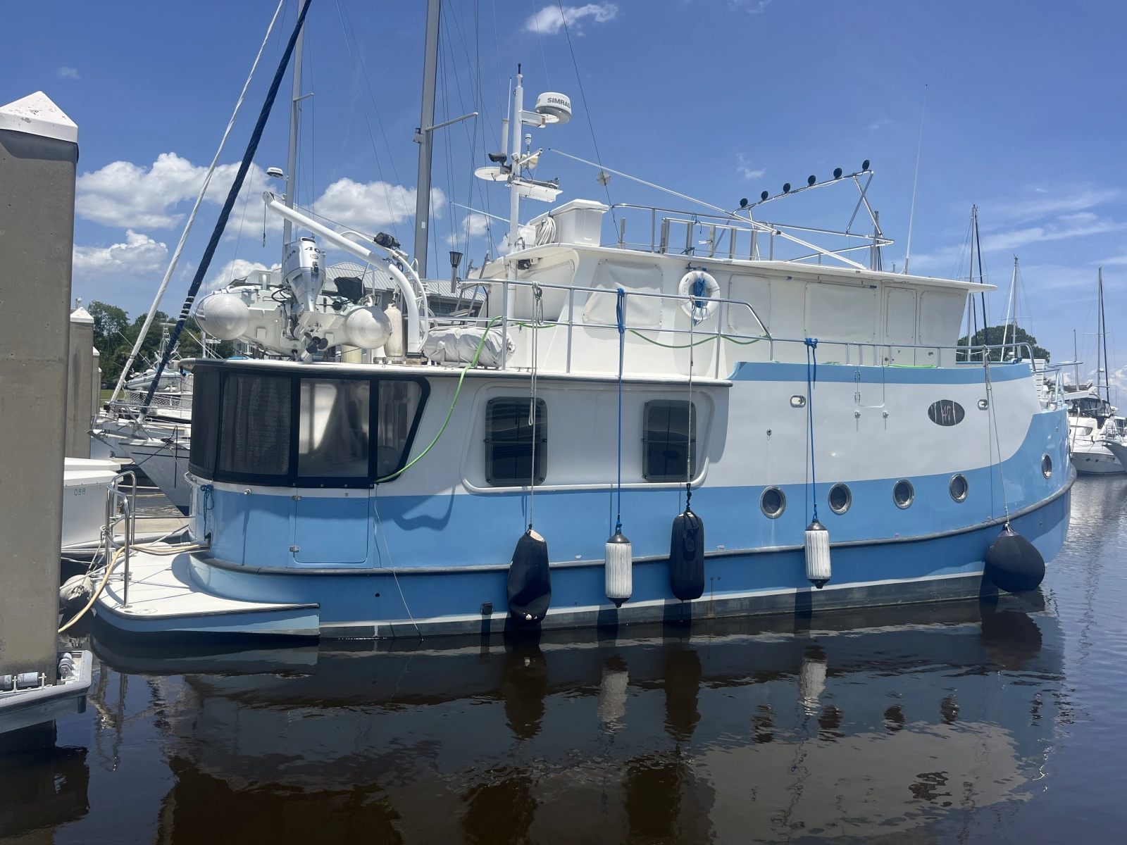 2001 Great Harbour GH47