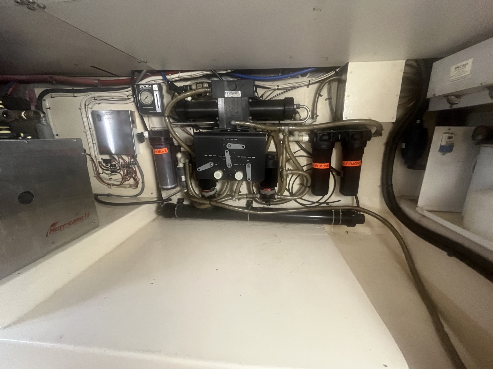 2001 Great Harbour GH47