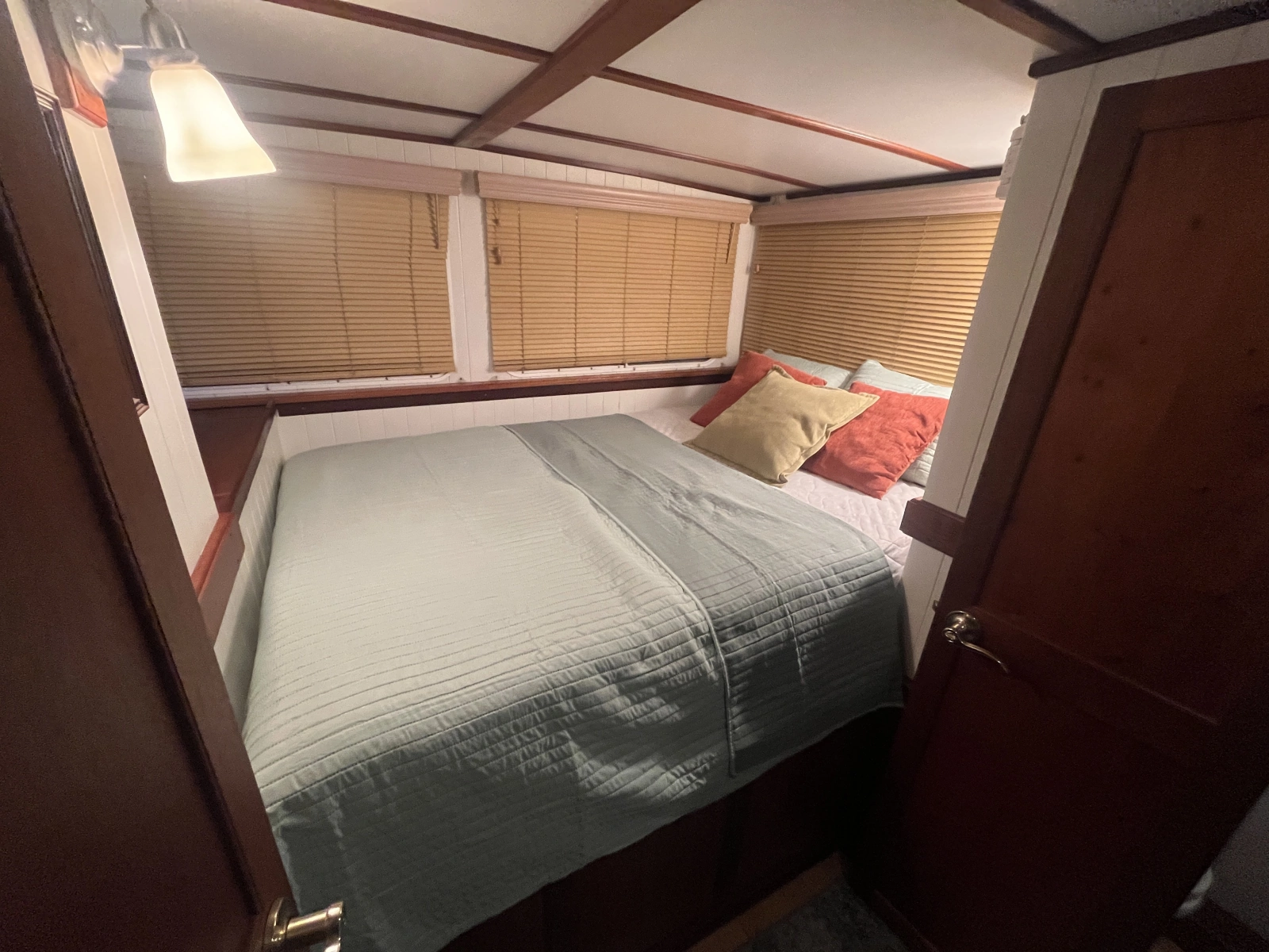 2001 Great Harbour GH47