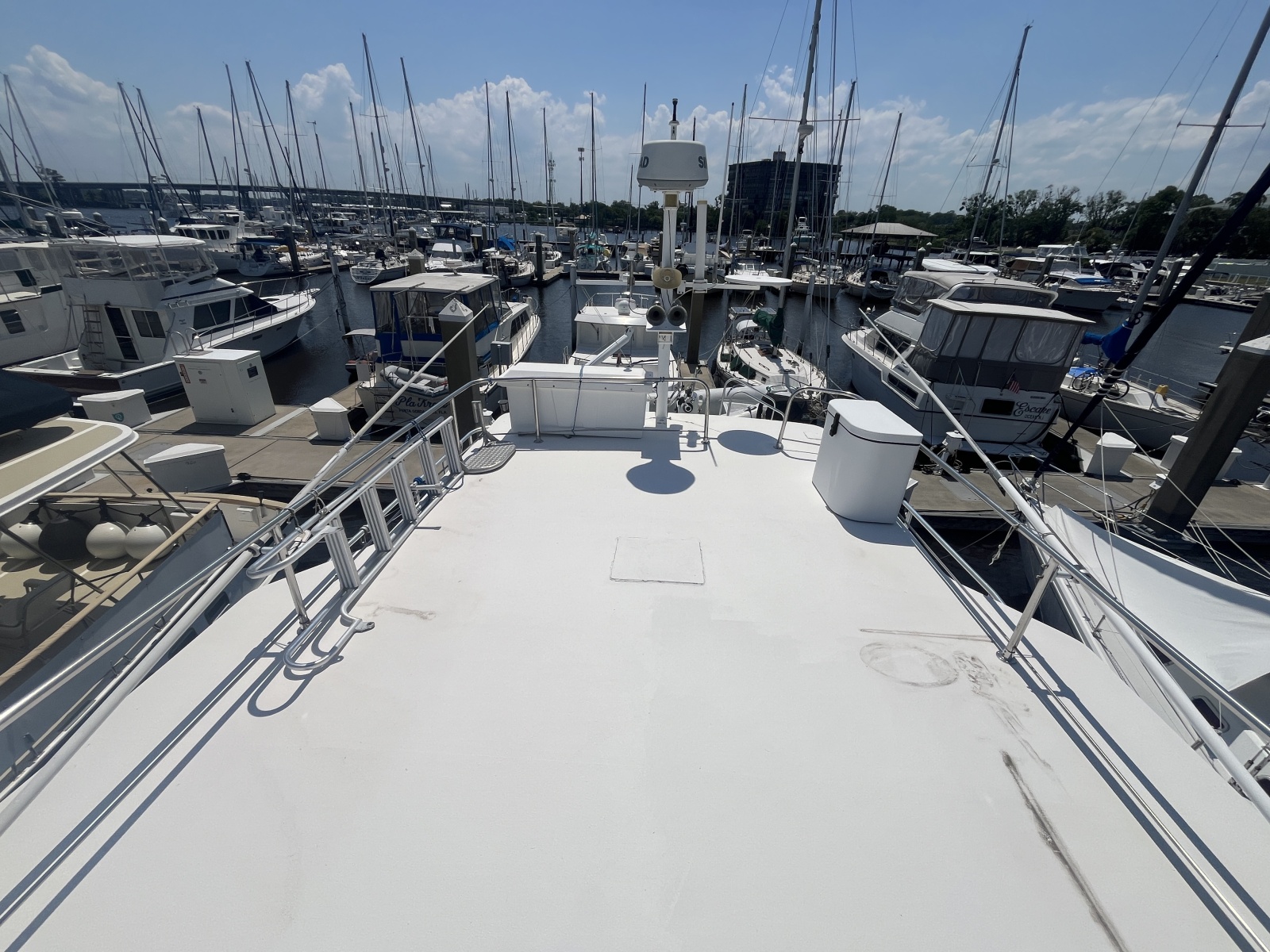 2001 Great Harbour GH47