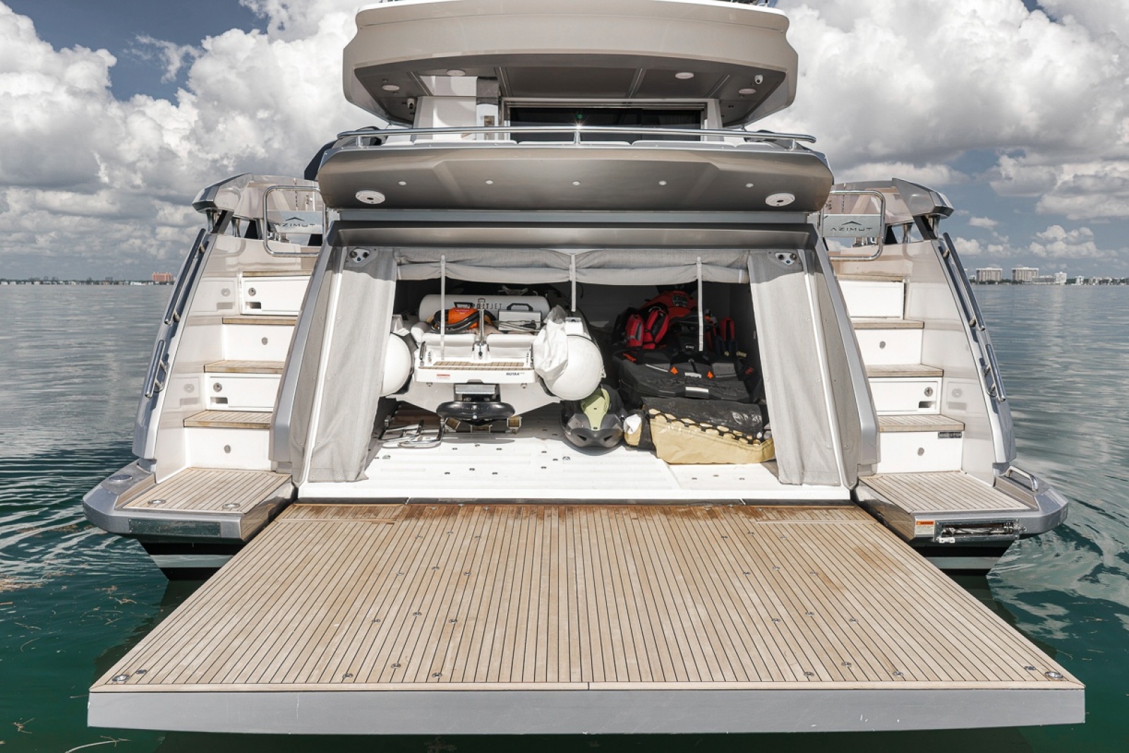 2024 Azimut S8