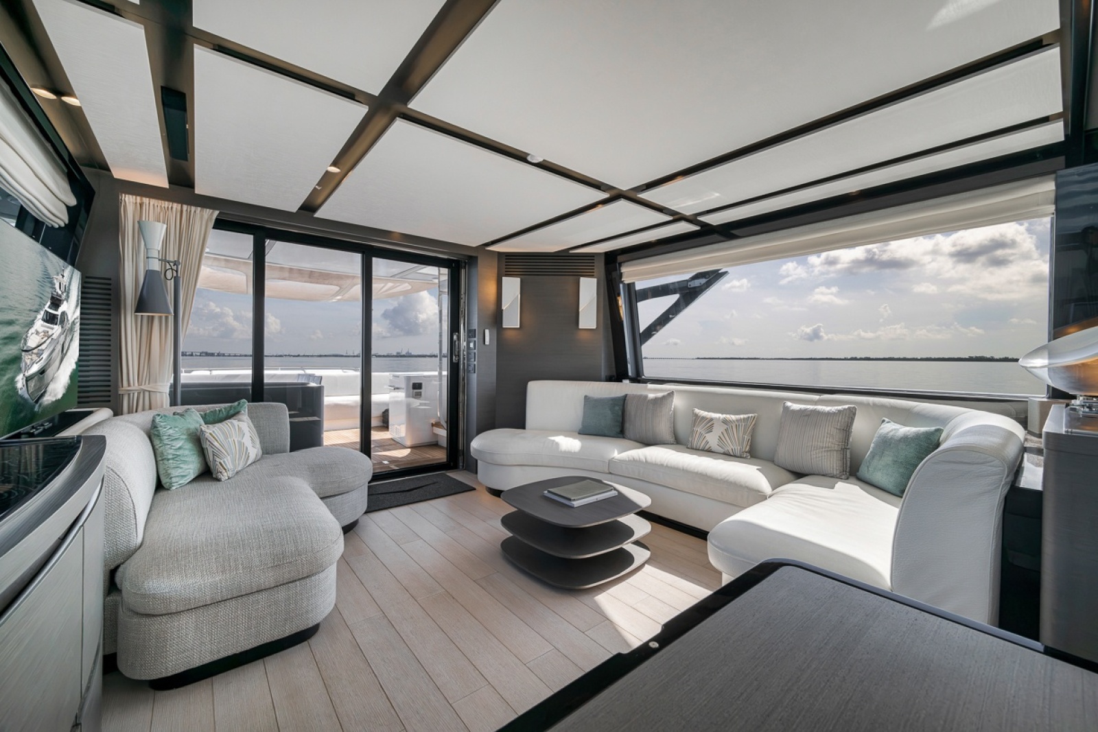 2024 Azimut S8