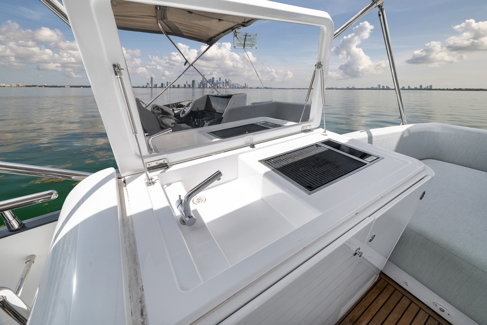 2024 Azimut S8