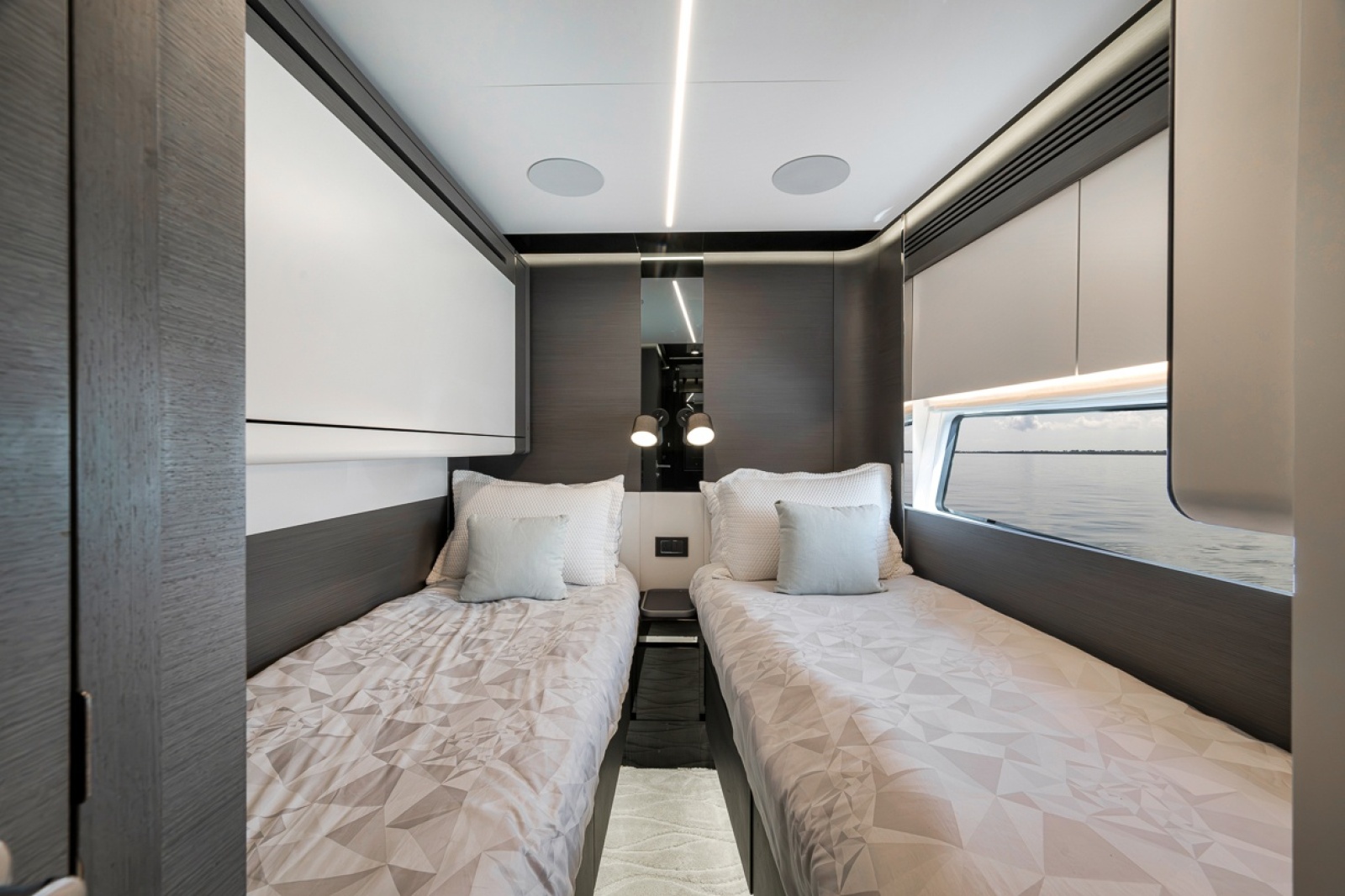 2024 Azimut S8
