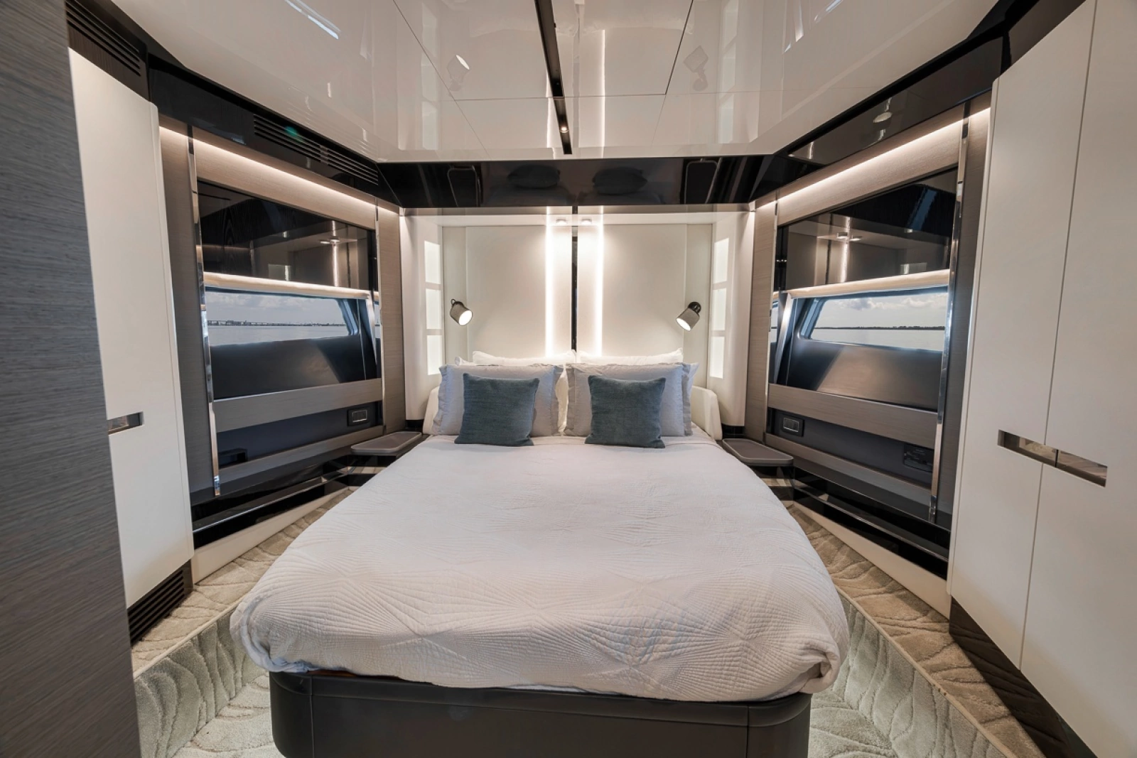 2024 Azimut S8