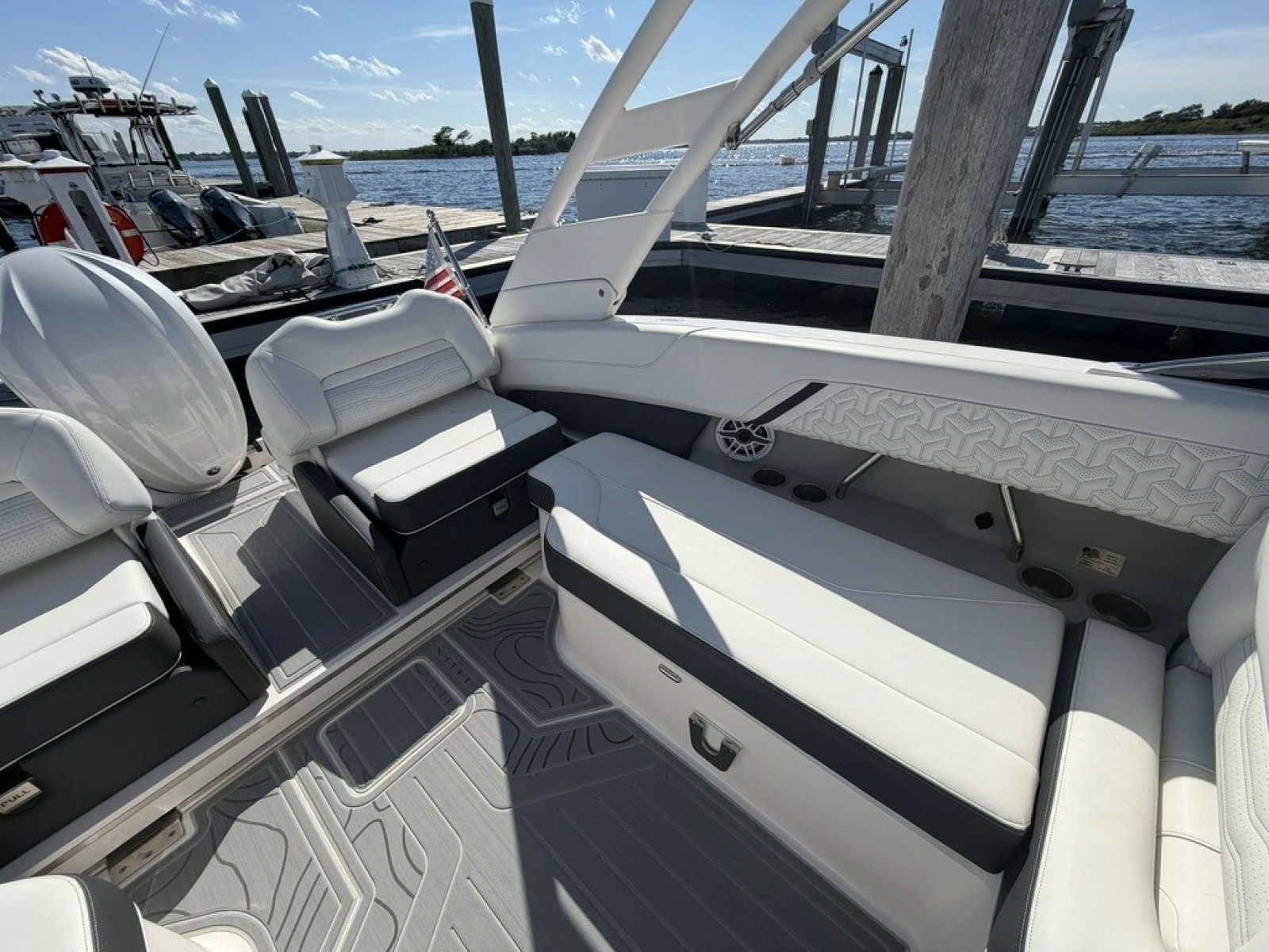 2024 Regal LX6