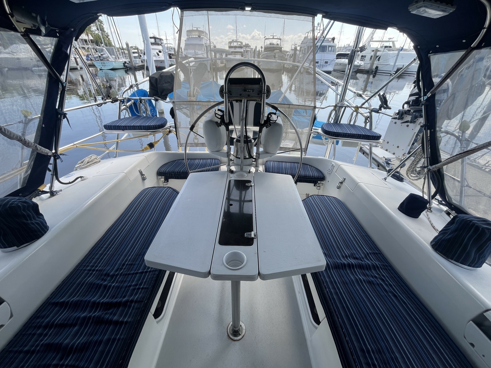 1999 Catalina 42 MKII