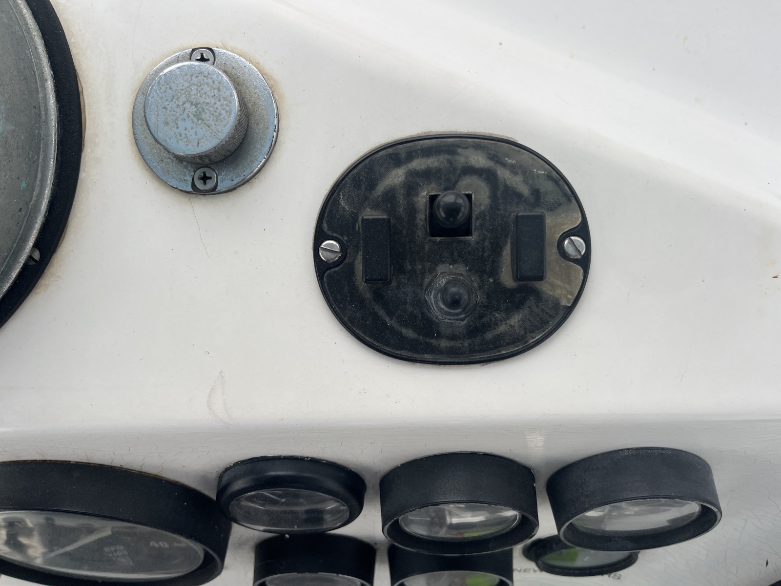 1987 Symbol 44 Sun Deck MK II