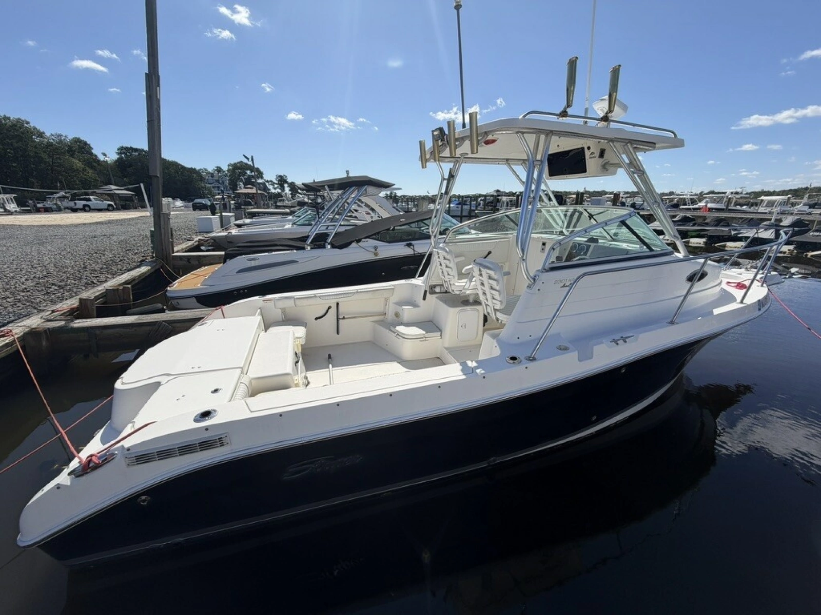 2008 Seaswirl Striper 2301 Walkaround I/O