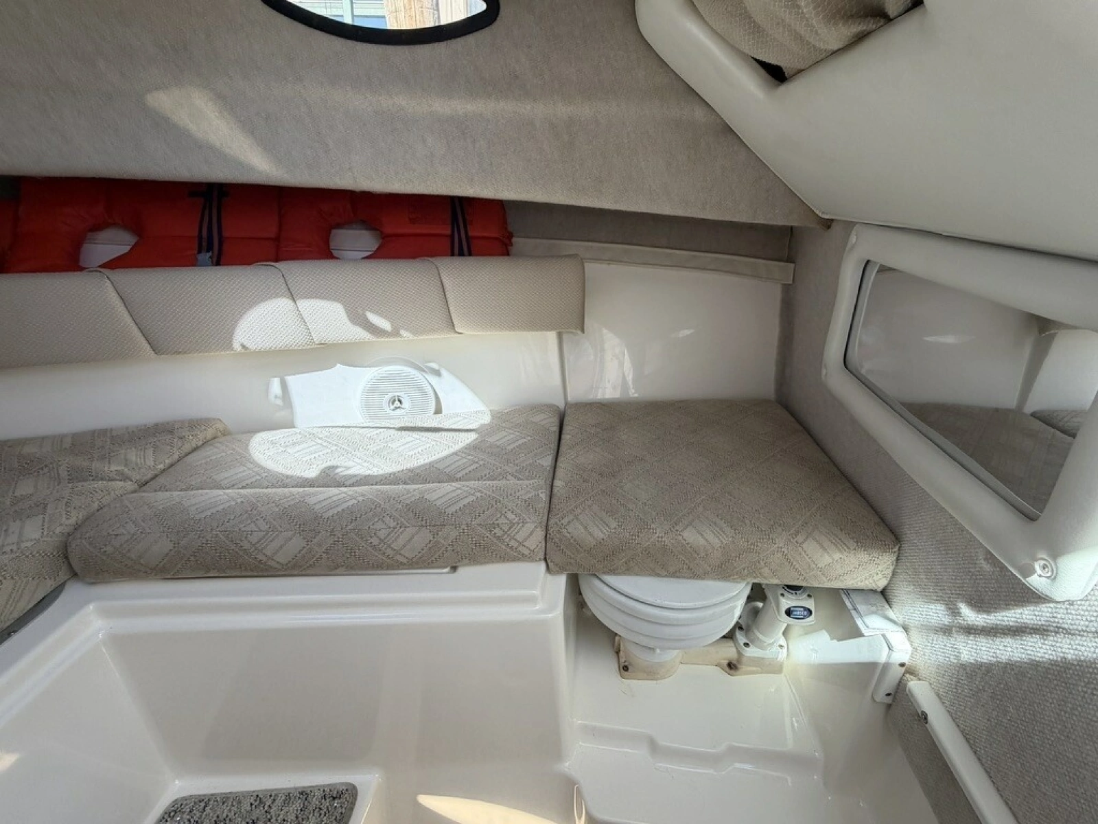 2008 Seaswirl Striper 2301 Walkaround I/O