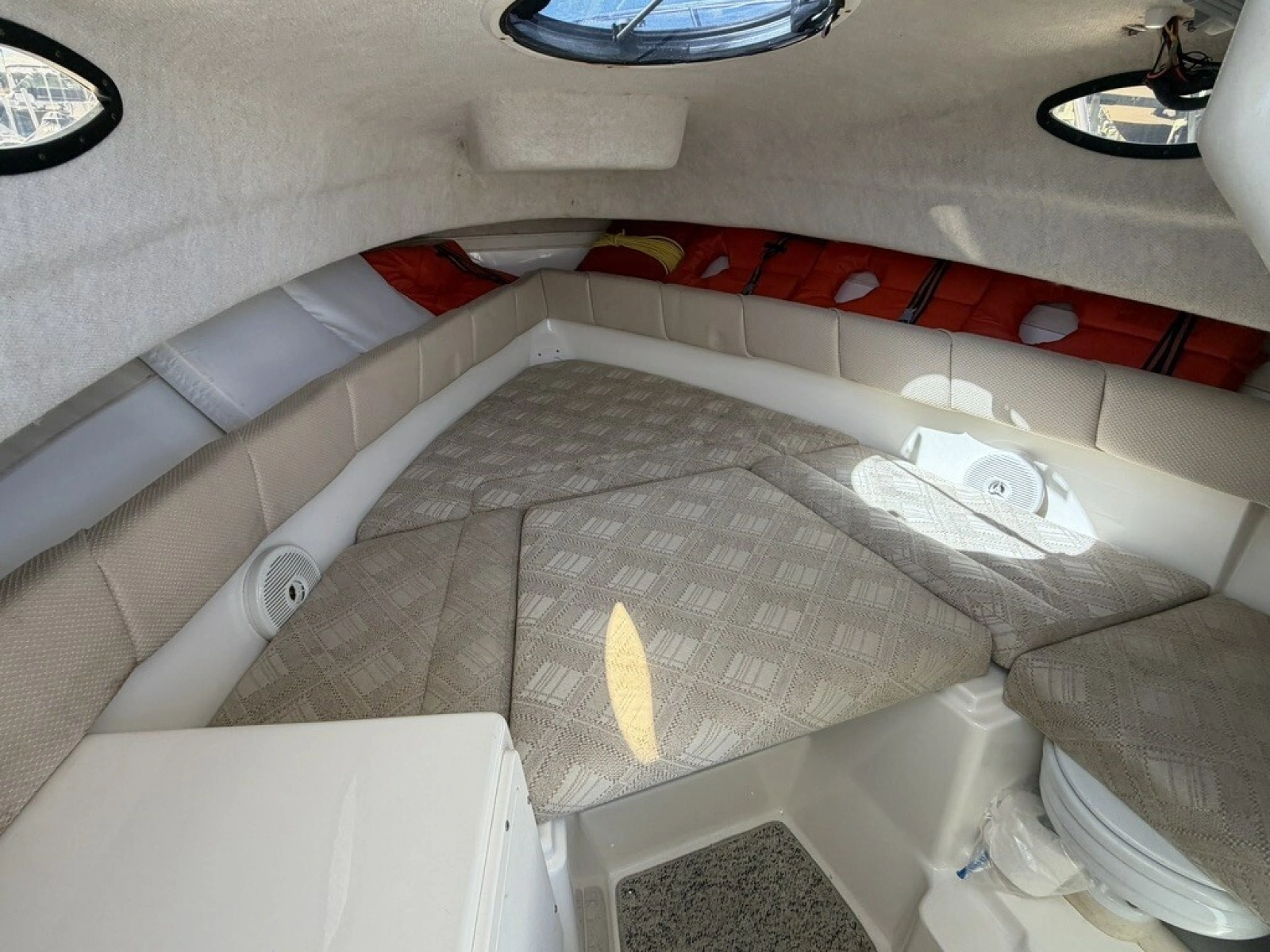 2008 Seaswirl Striper 2301 Walkaround I/O