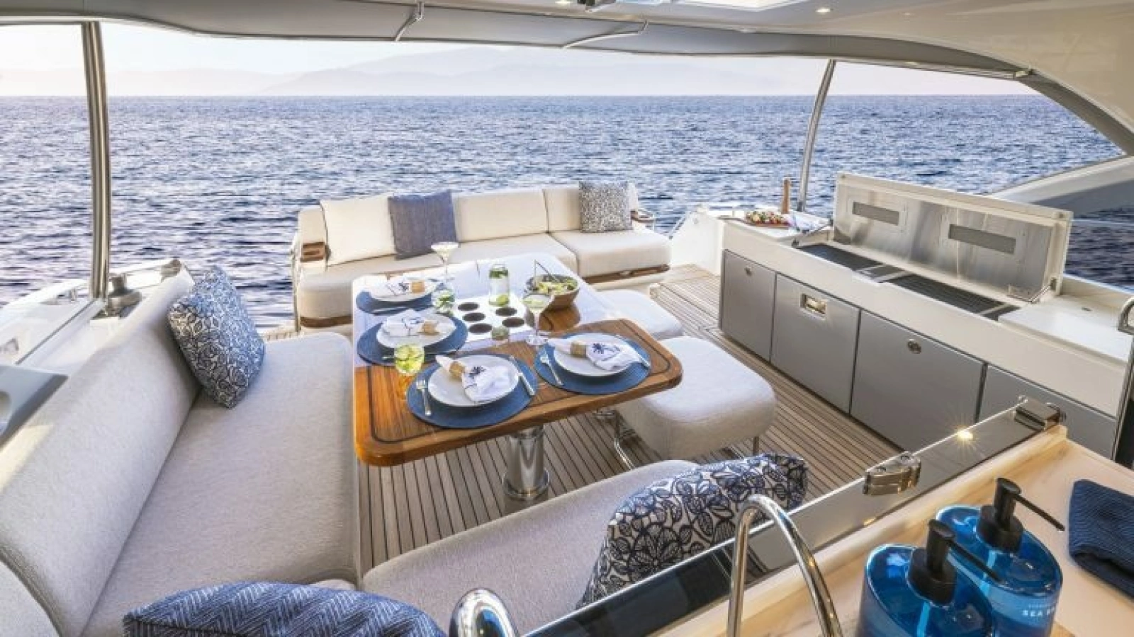 56ft Riviera Yacht For Sale
