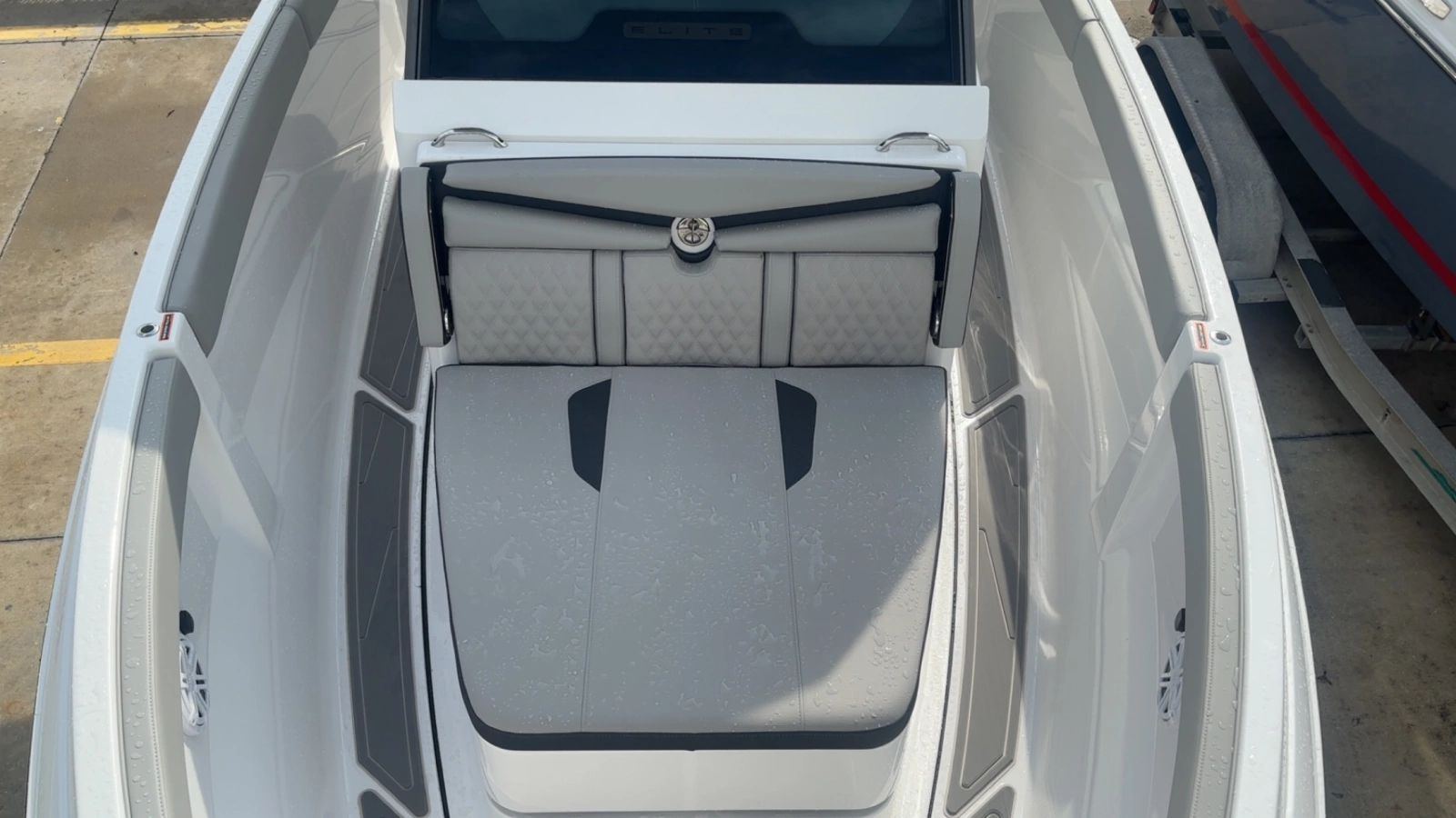 25ft Monterey Yacht For Sale
