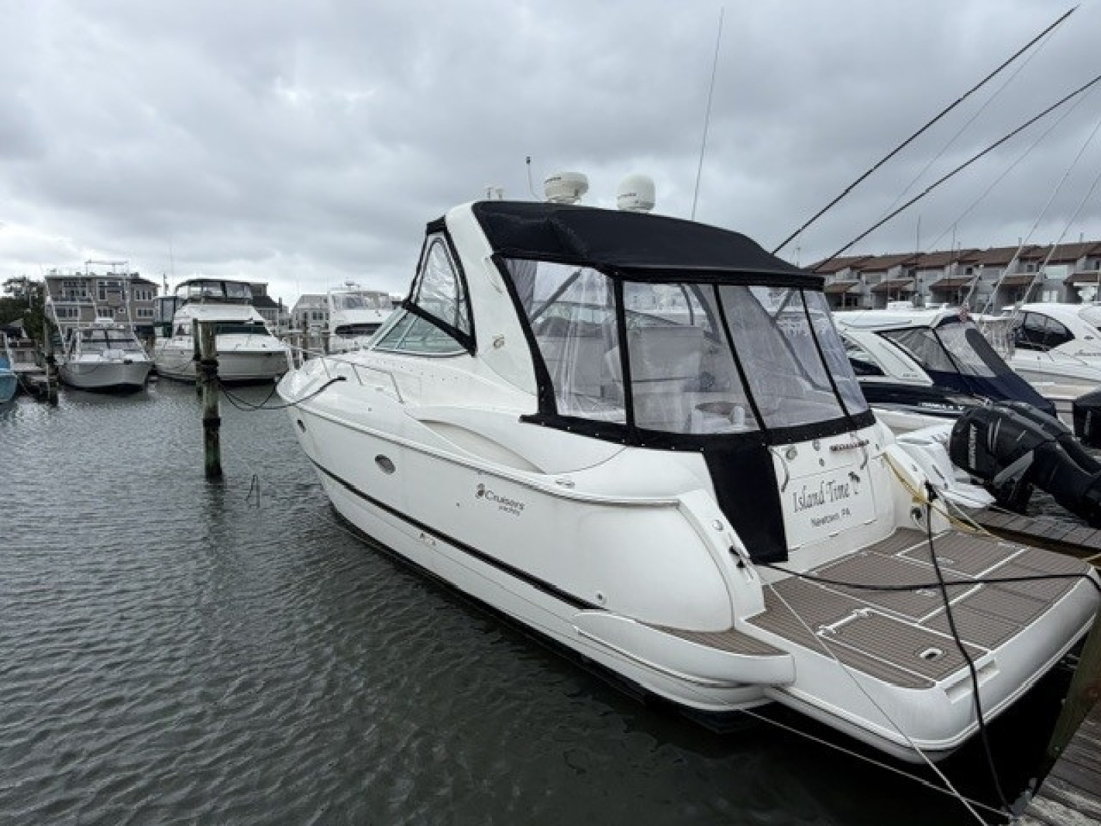 Port rear qtr.