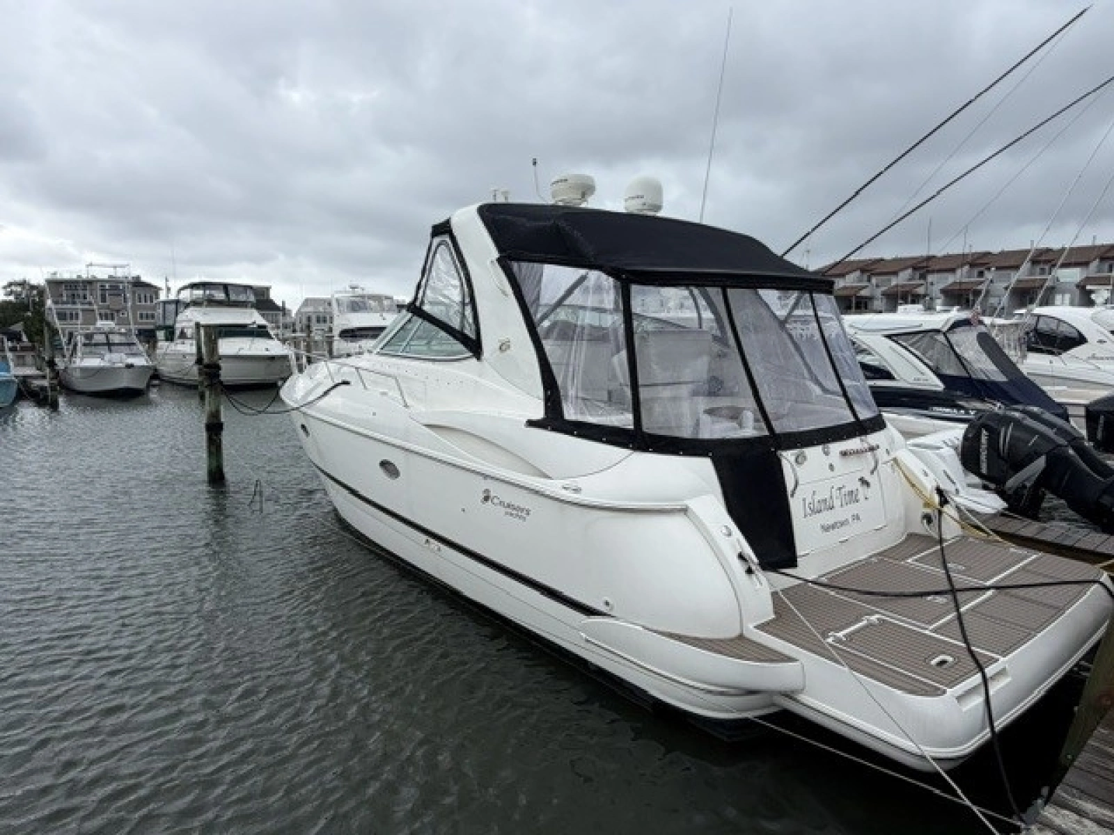 Port rear qtr.