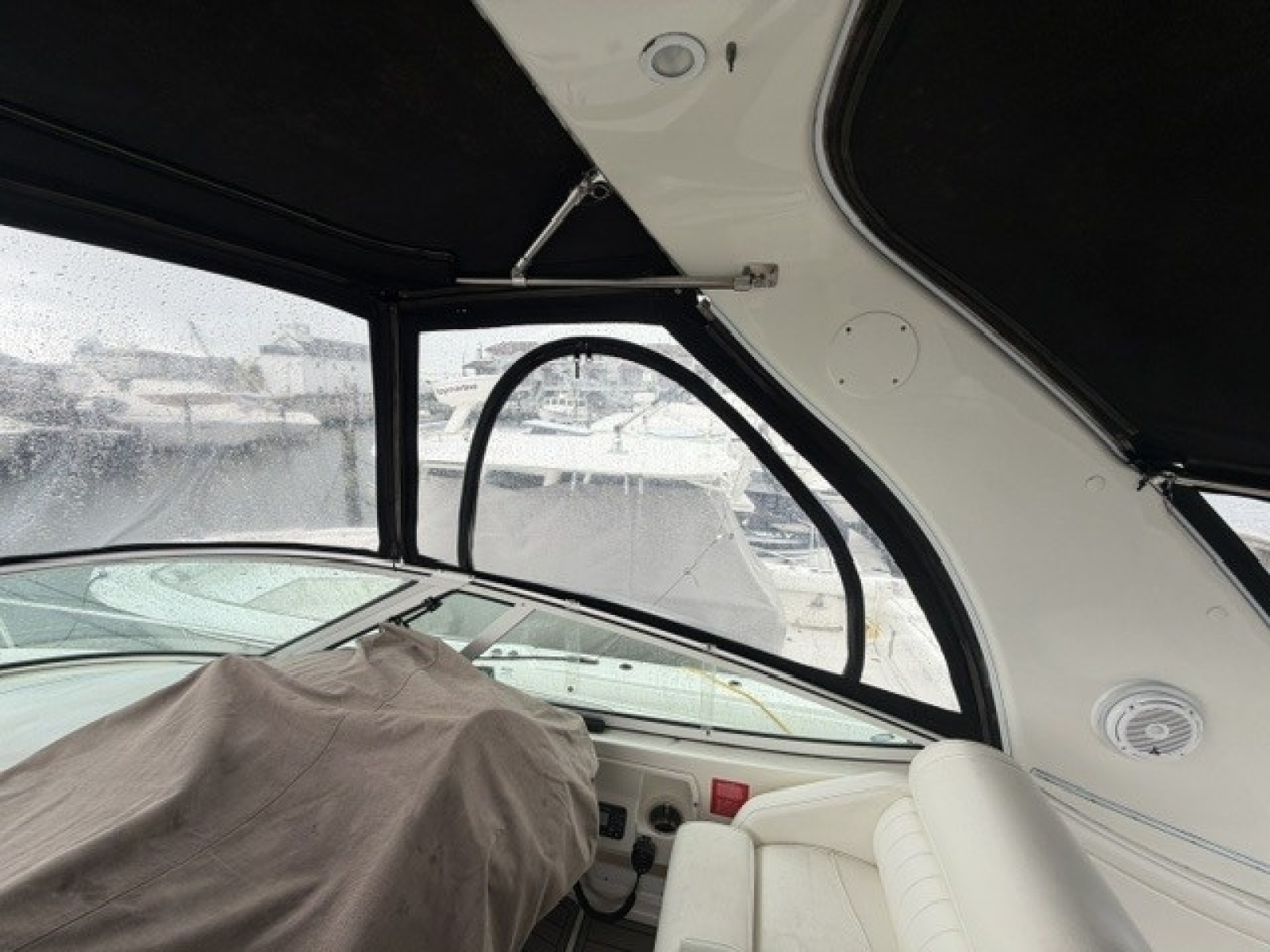Helm looking stbd