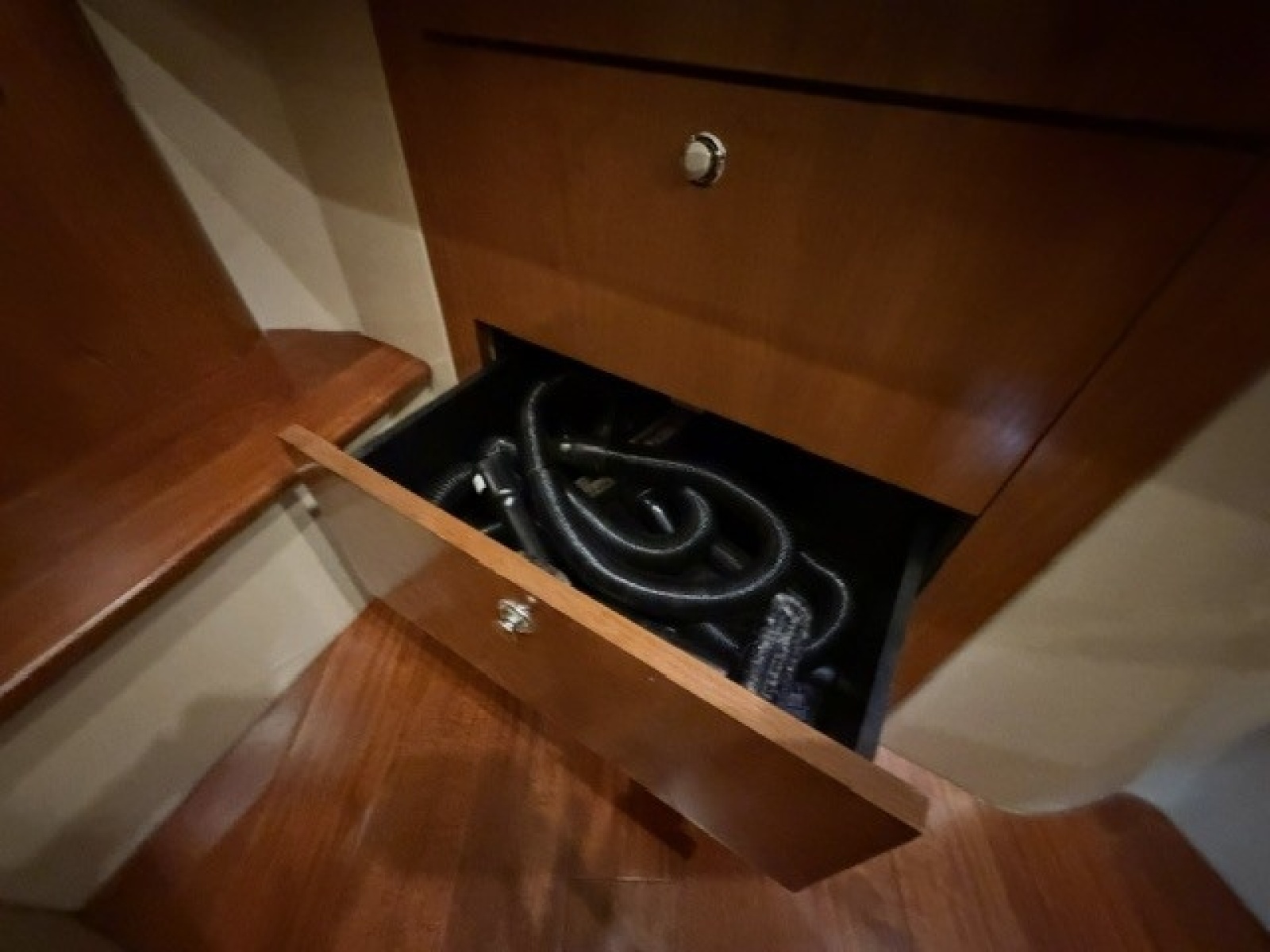 Forward berth central vac gear