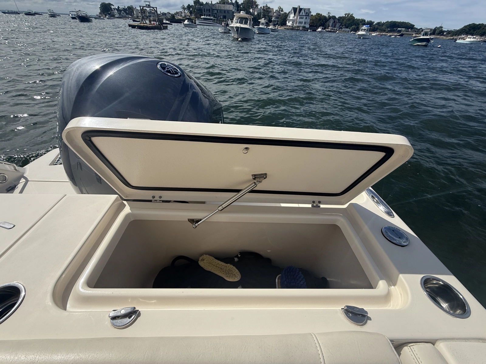 2018 Grady-White 235 Freedom