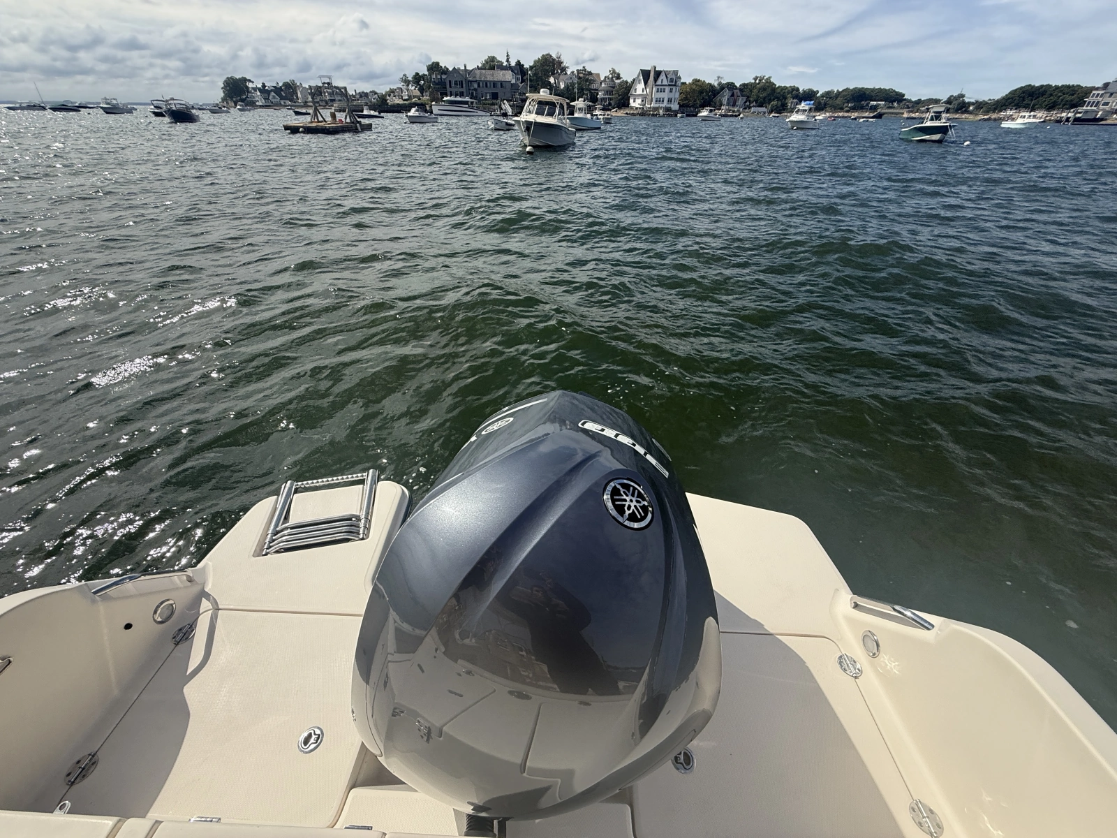 2018 Grady-White 235 Freedom
