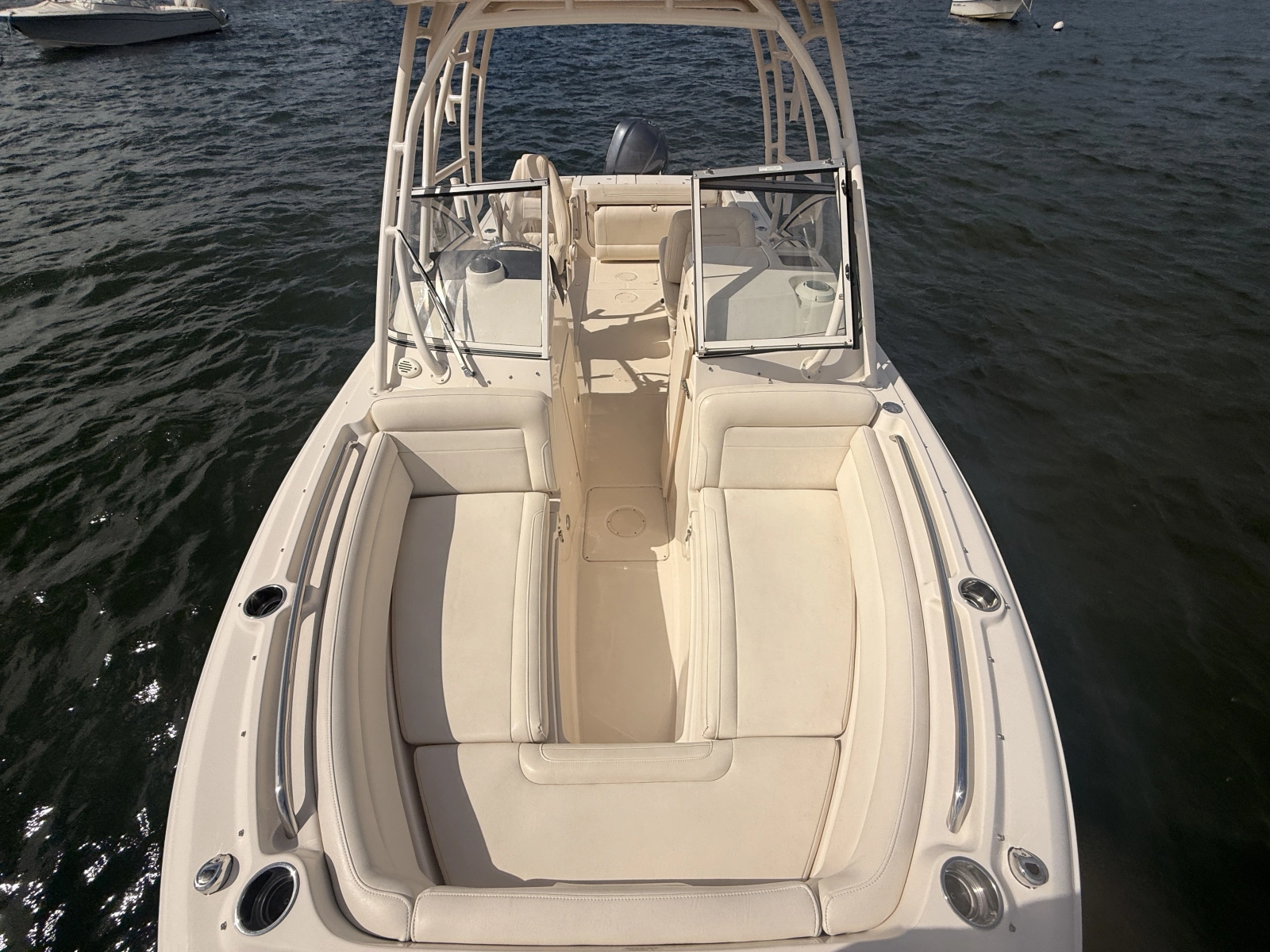 2018 Grady-White 235 Freedom