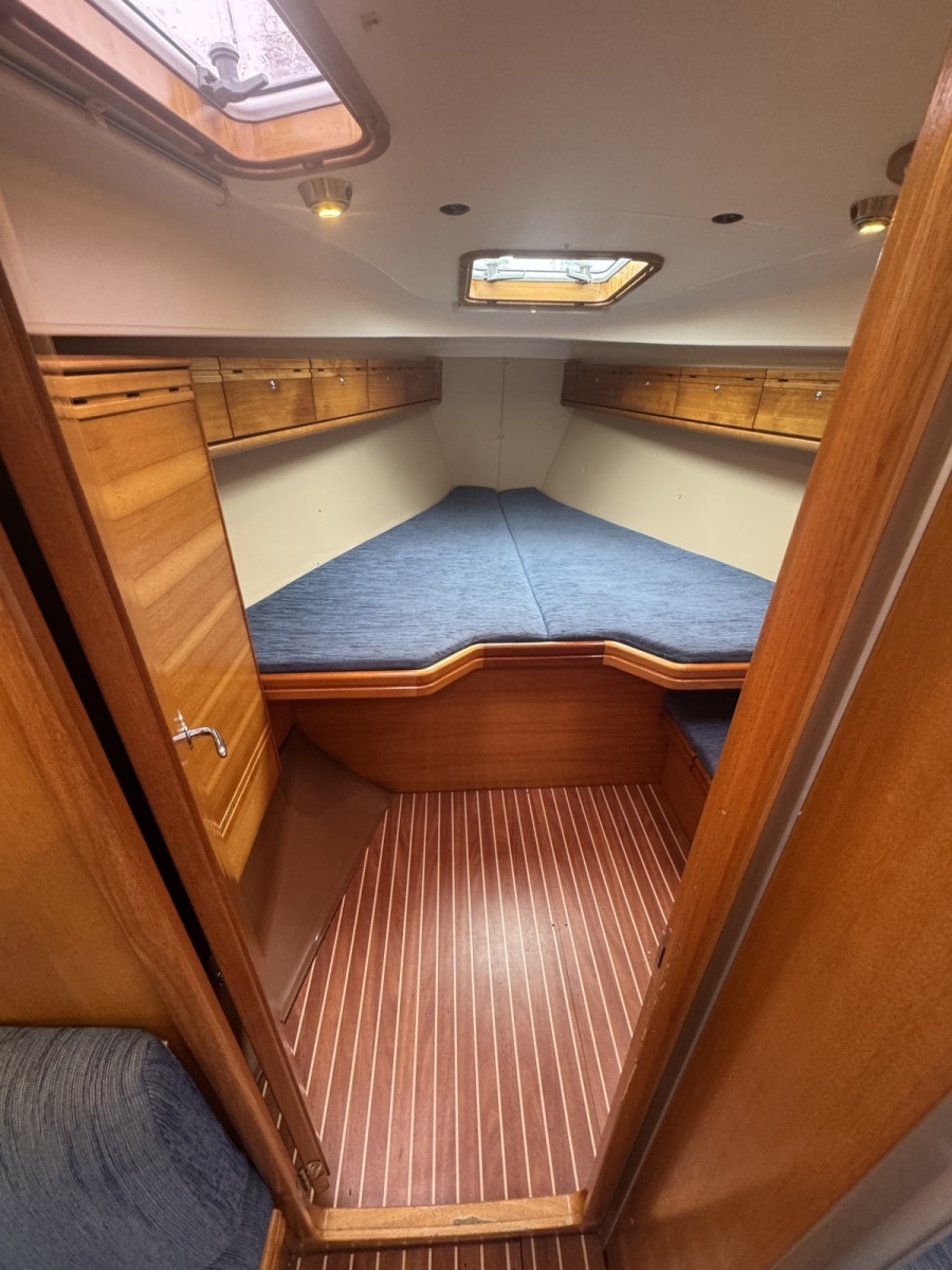 2006 Bavaria 37 Cruise