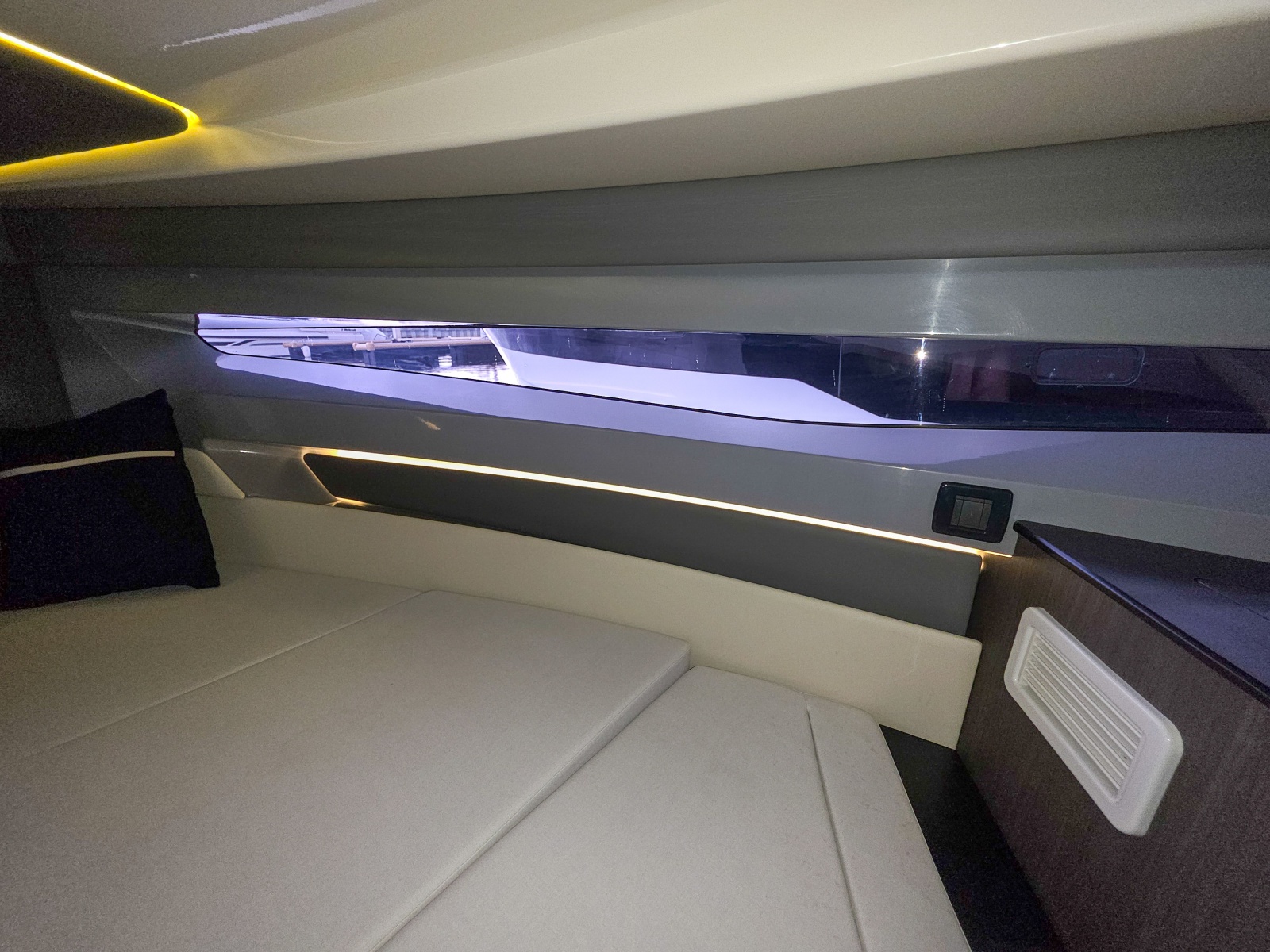 2025 Navan S30