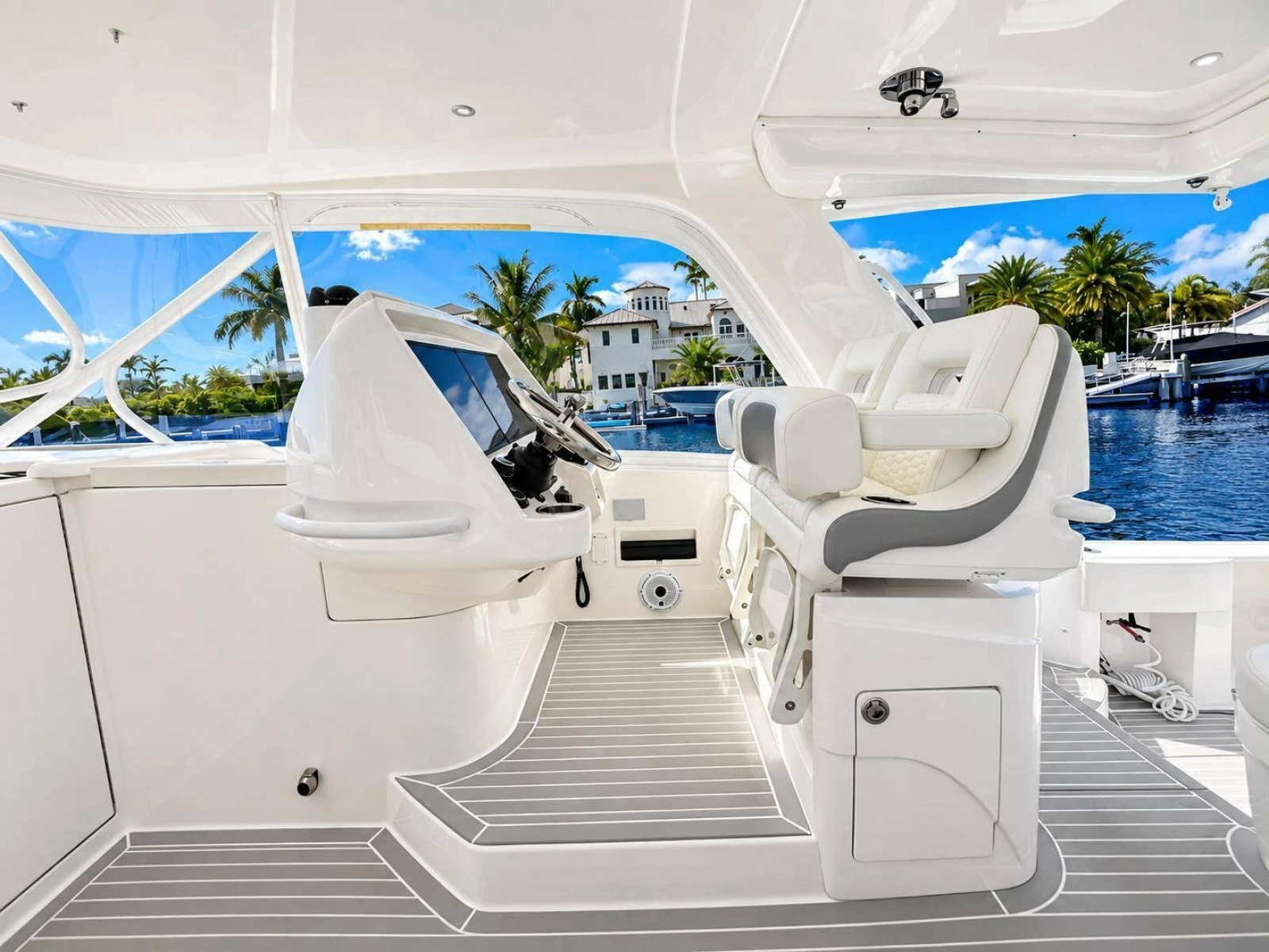 47ft Intrepid Yacht For Sale
