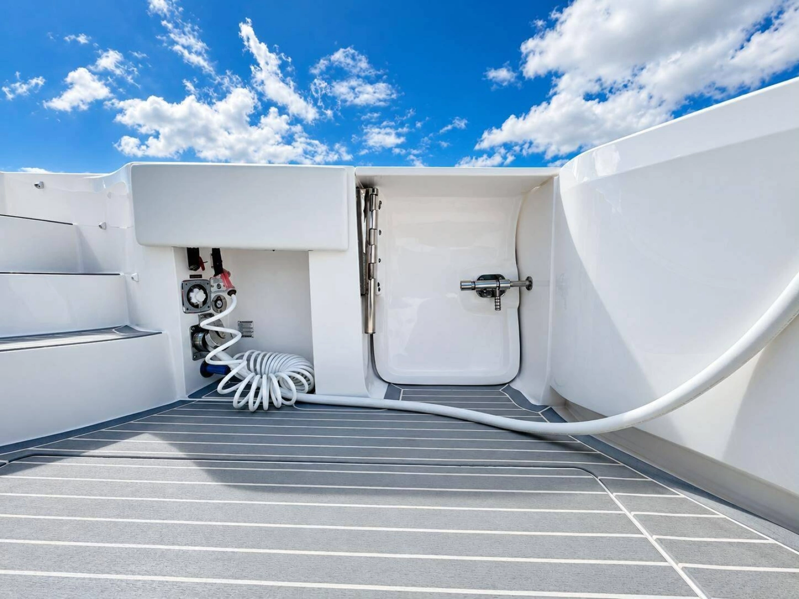 47ft Intrepid Yacht For Sale