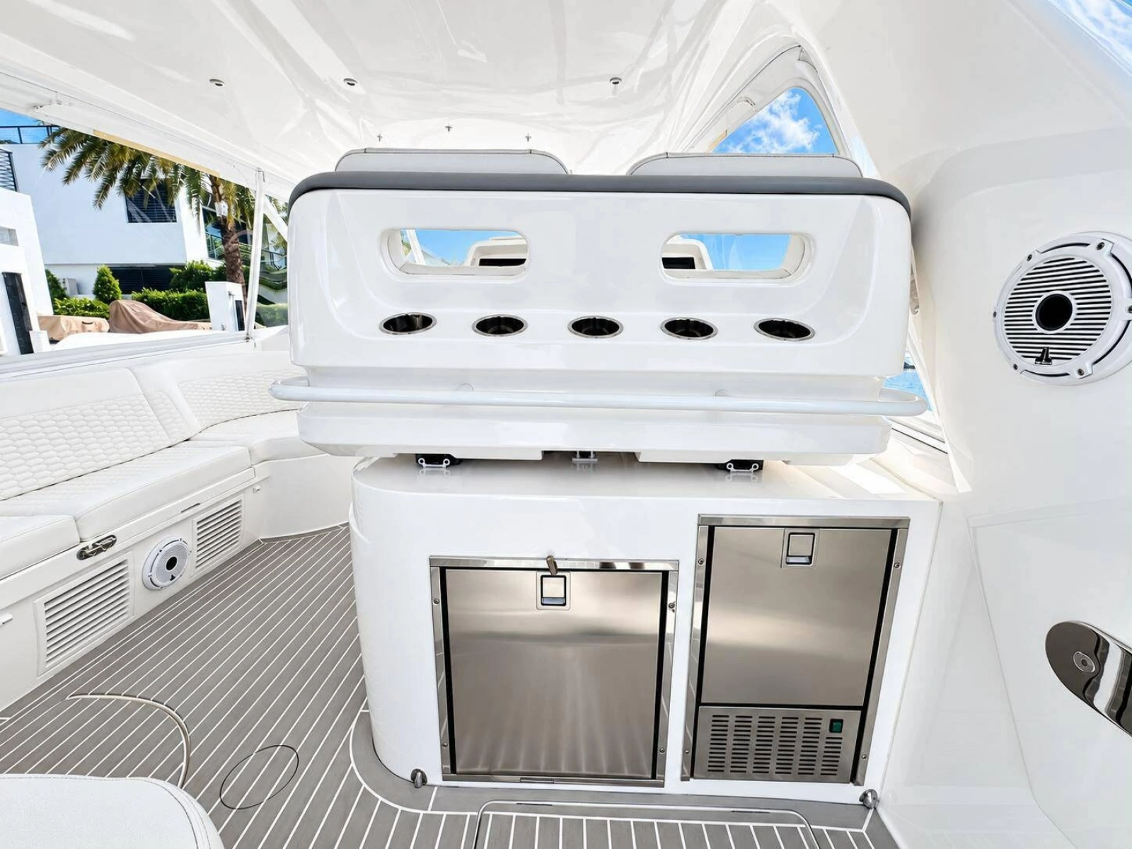 47ft Intrepid Yacht For Sale