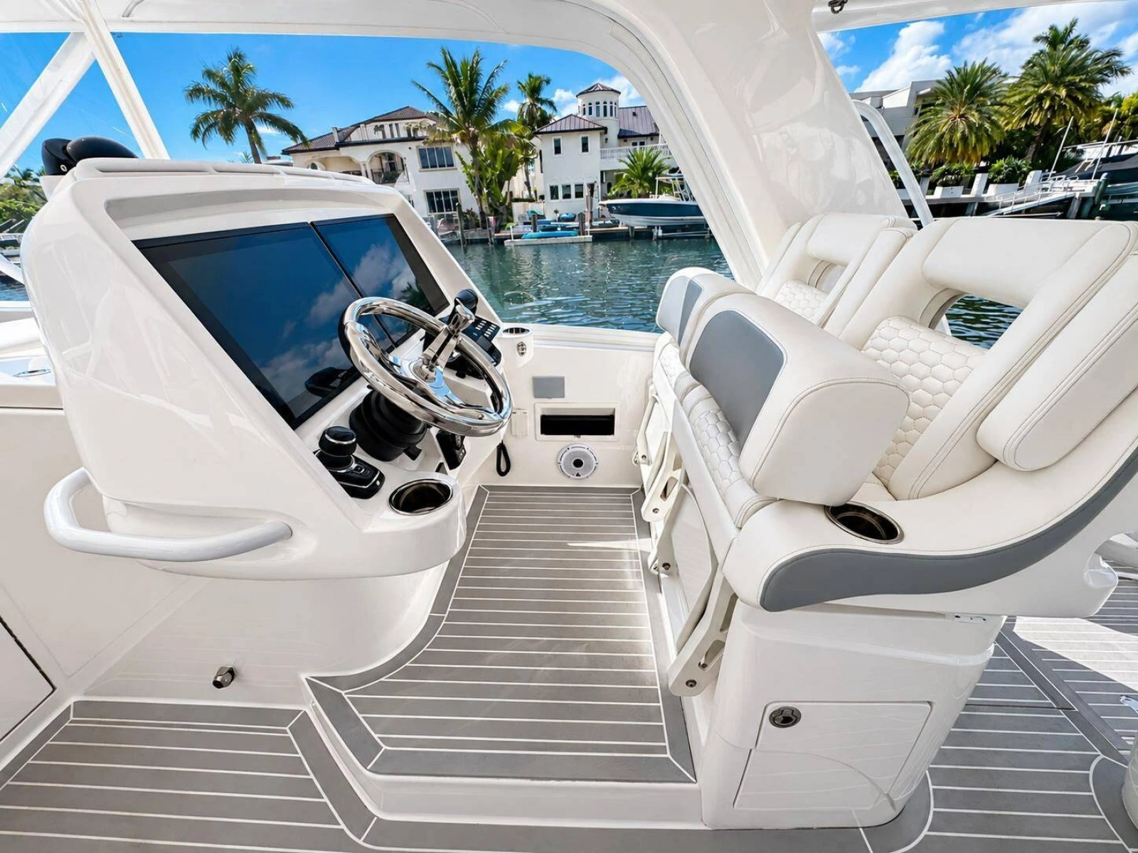 47ft Intrepid Yacht For Sale