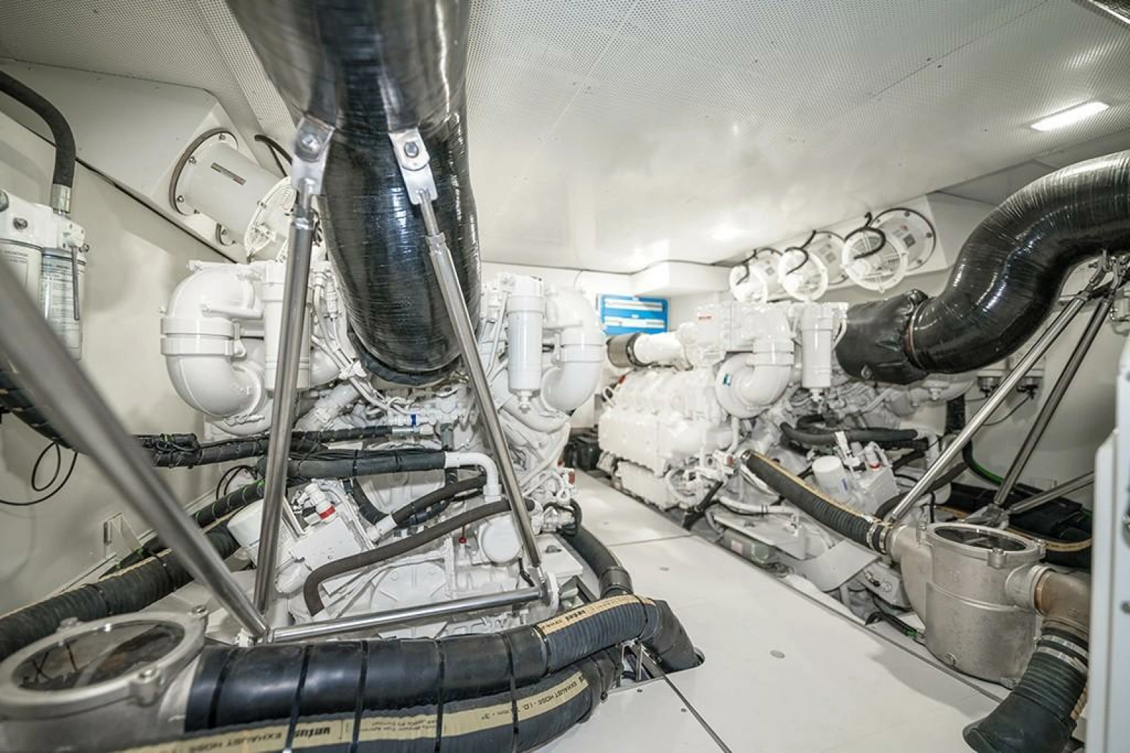 2025 Galeon 680 FLY