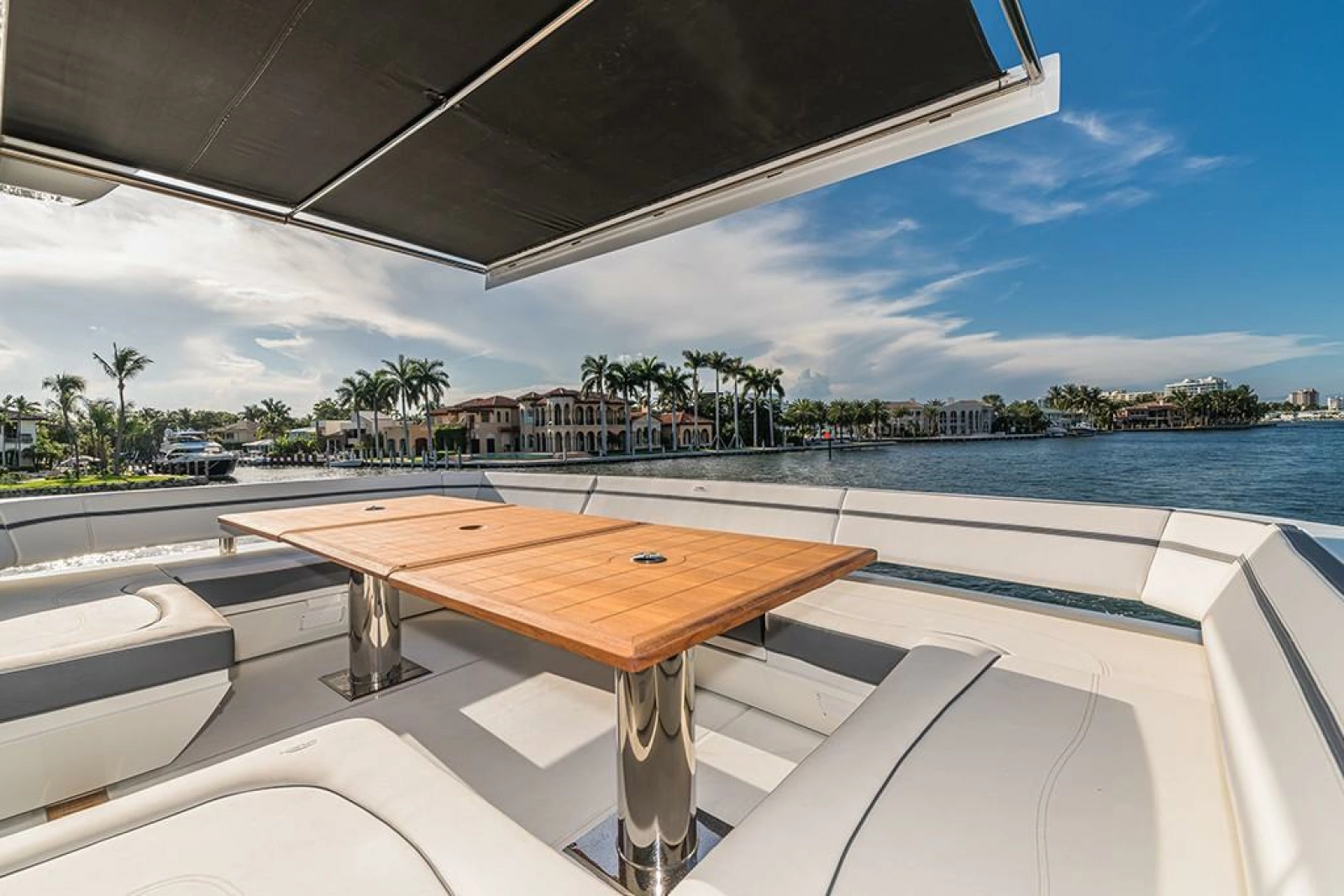 2025 Galeon 680 FLY