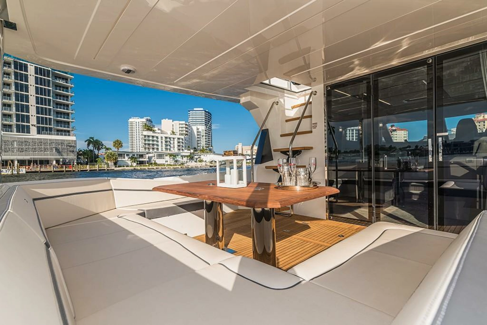 2025 Galeon 680 FLY