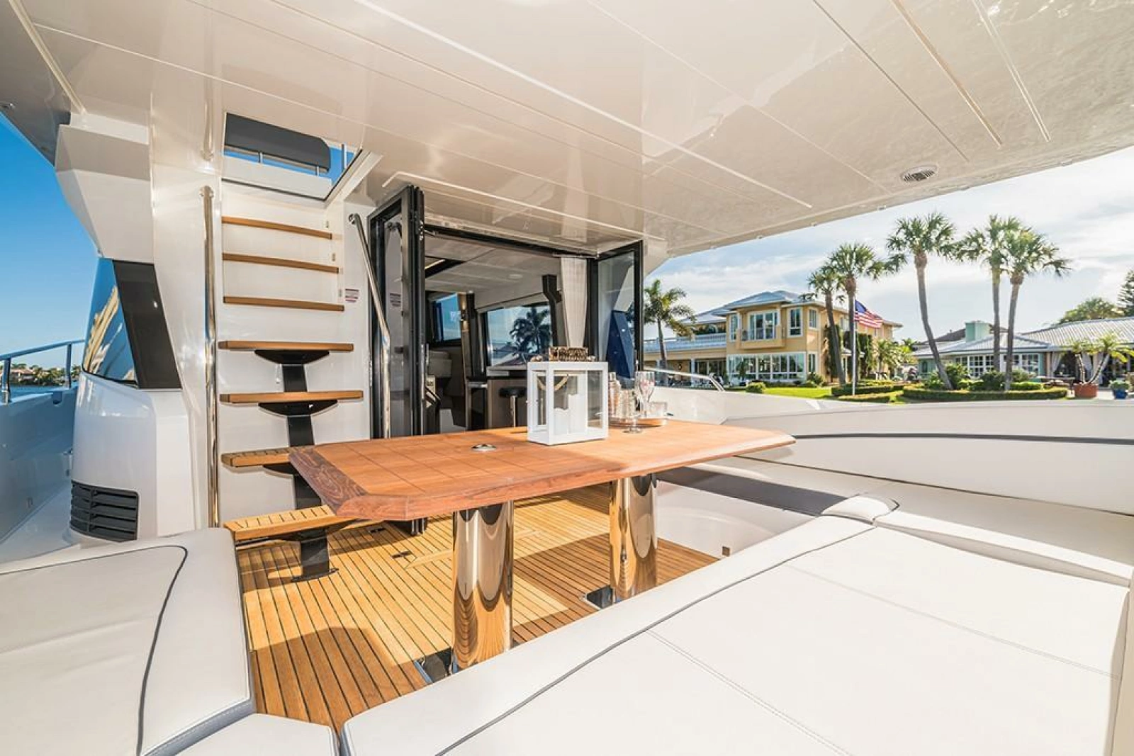 2025 Galeon 680 FLY