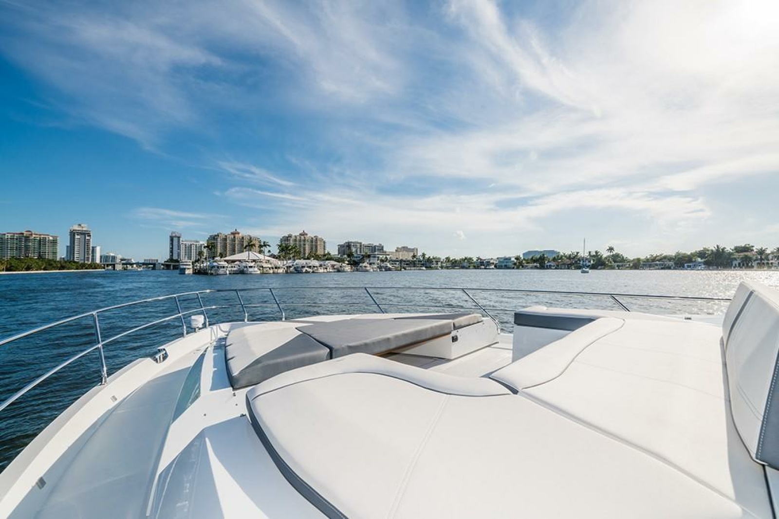 2025 Galeon 680 FLY