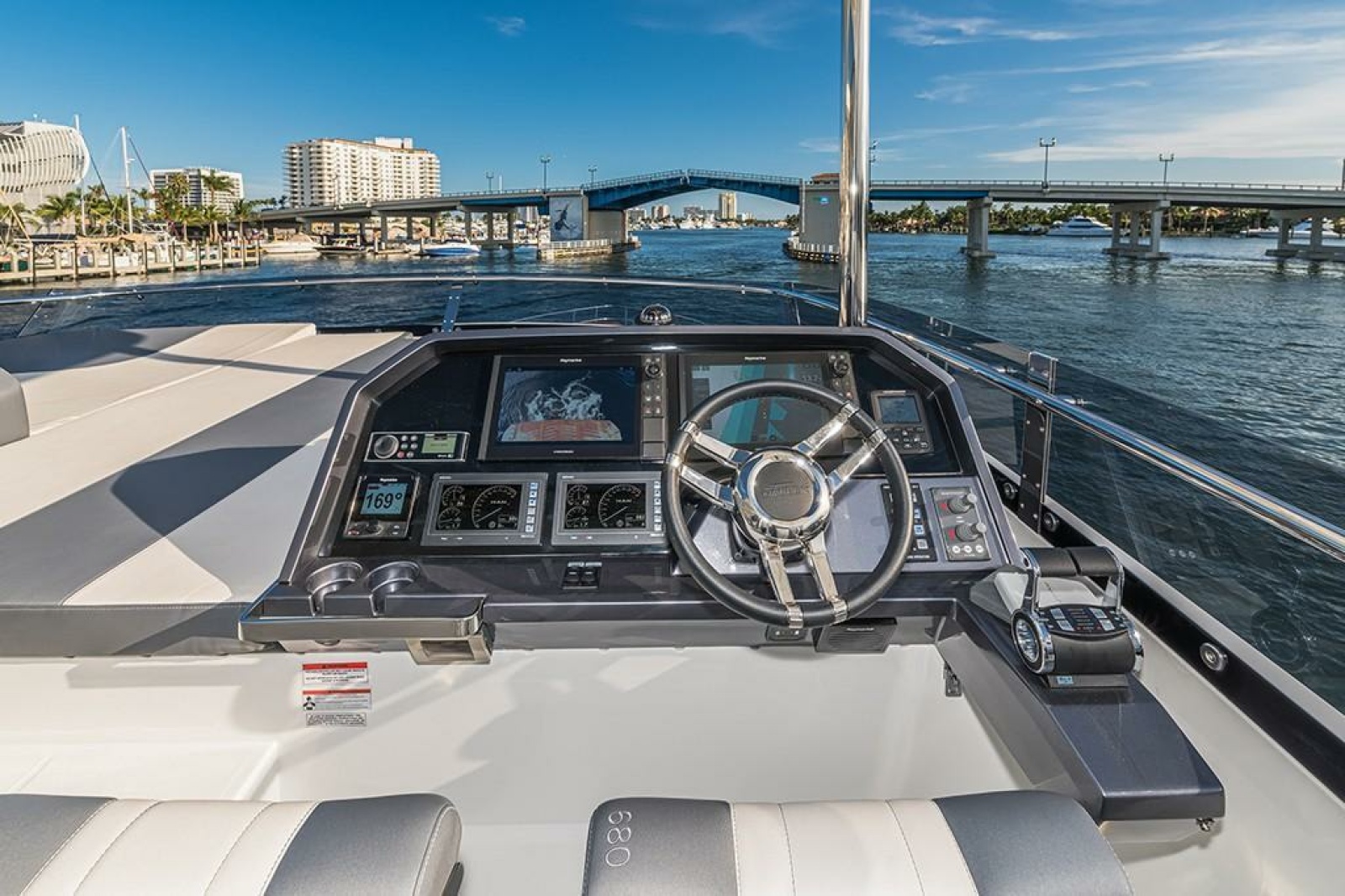 2025 Galeon 680 FLY