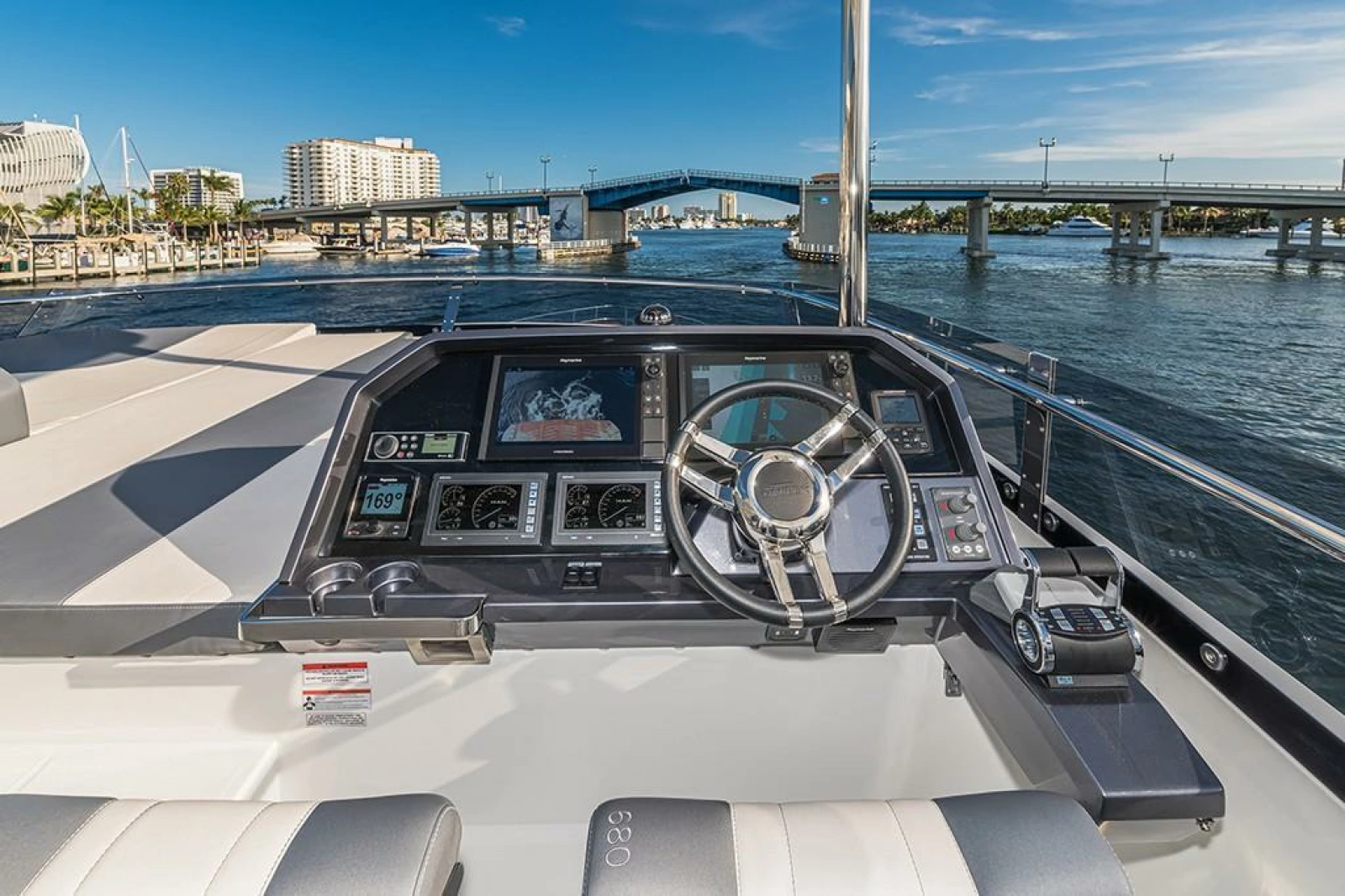 2025 Galeon 680 FLY