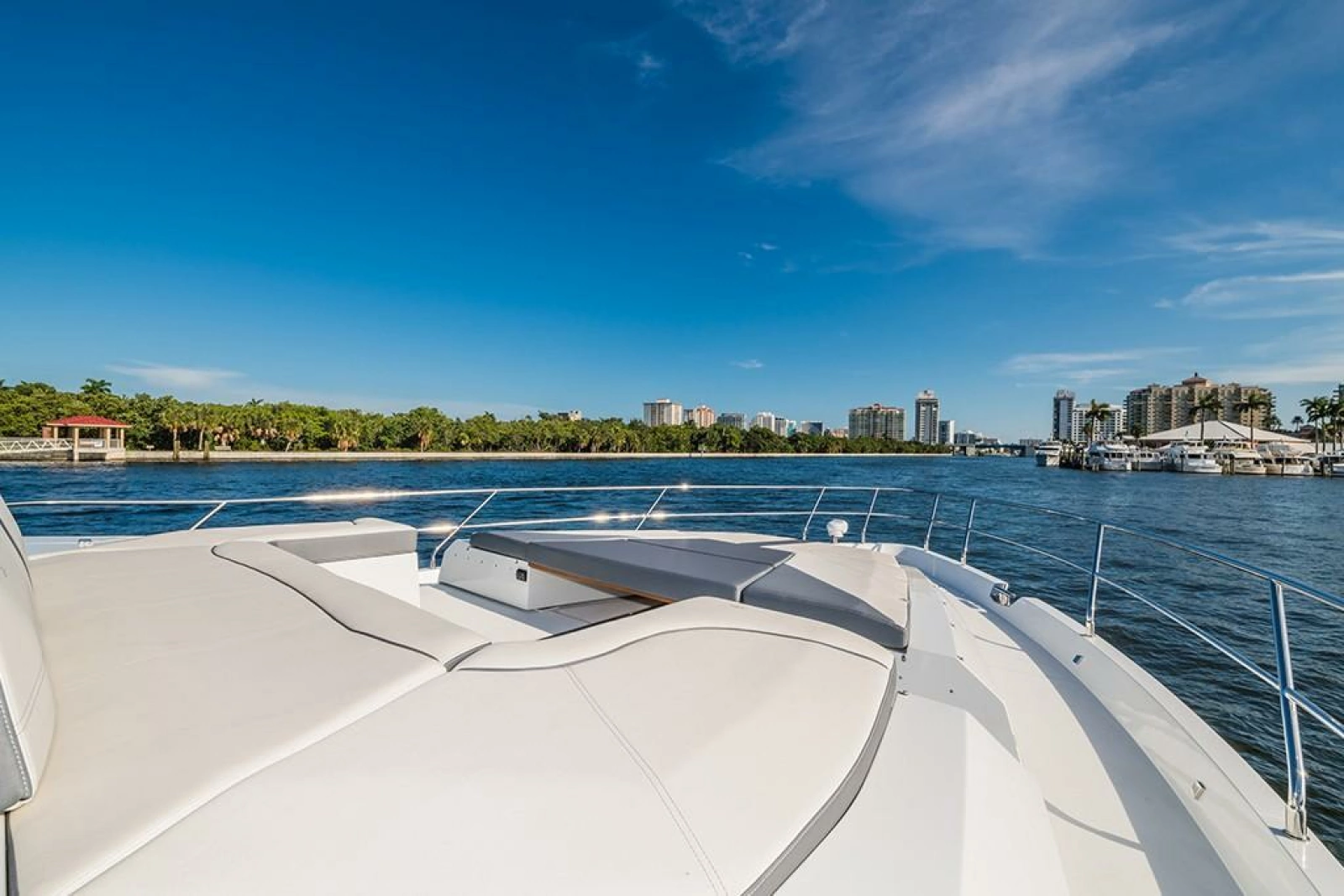 2025 Galeon 680 FLY
