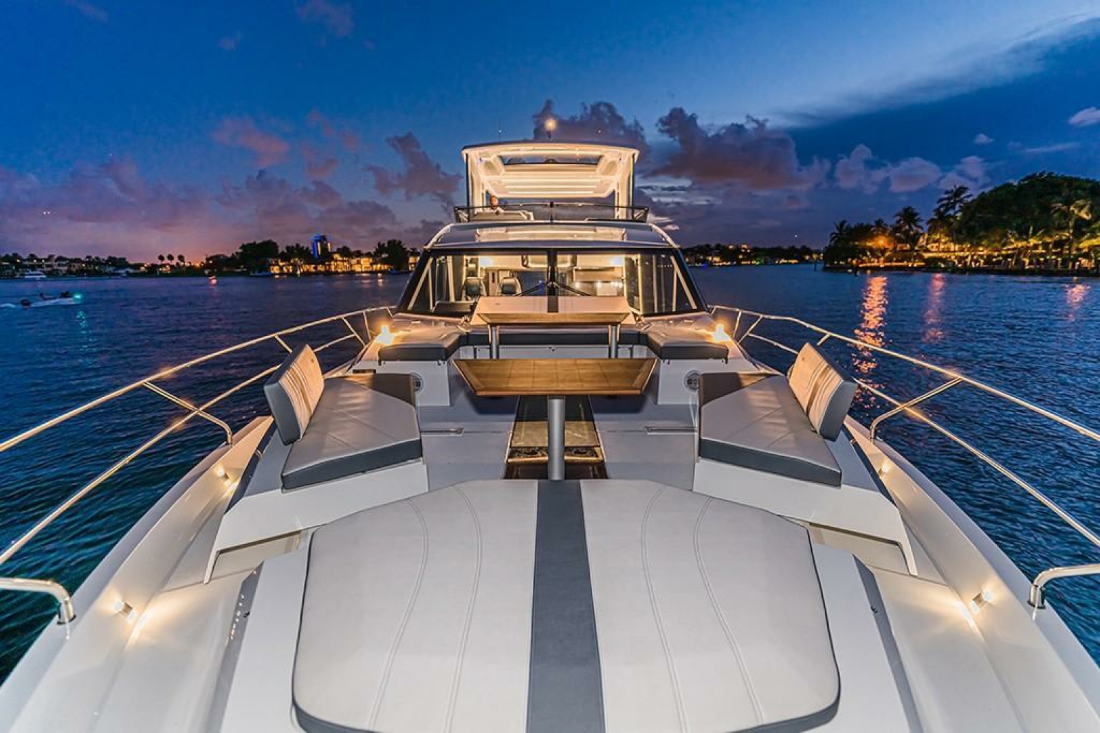 2025 Galeon 680 FLY
