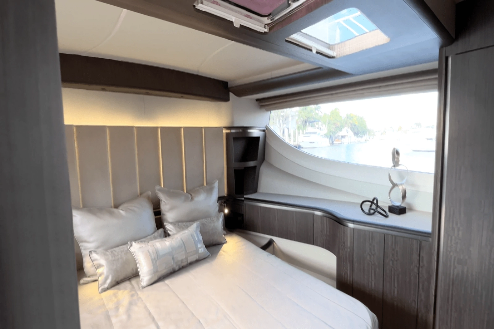 56ft Galeon Yacht For Sale