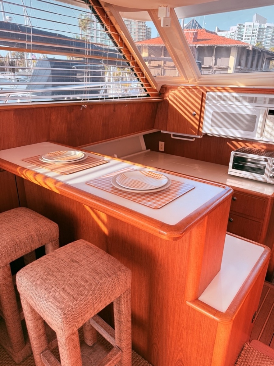 2000 Tiara Yachts