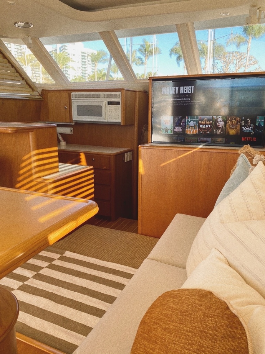 2000 Tiara Yachts