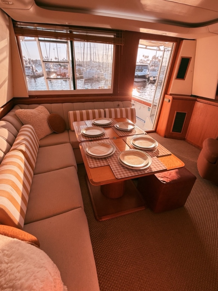 2000 Tiara Yachts