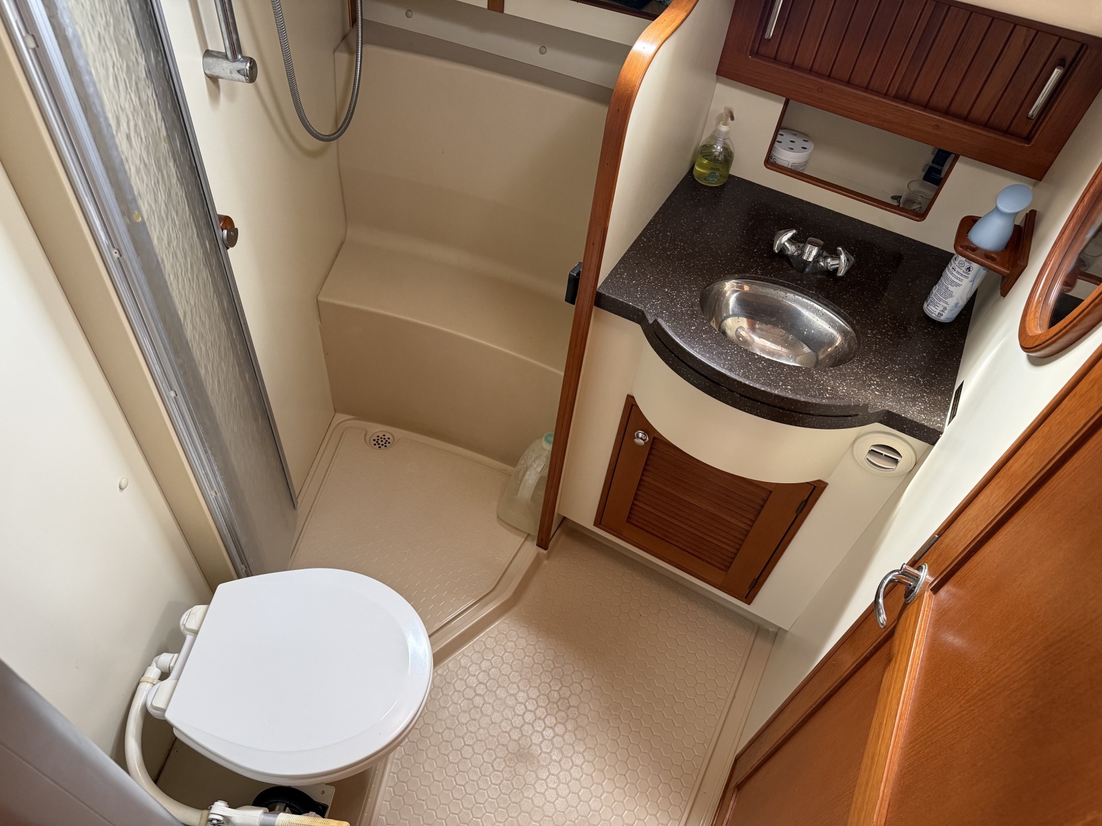 2005 Island Packet 370